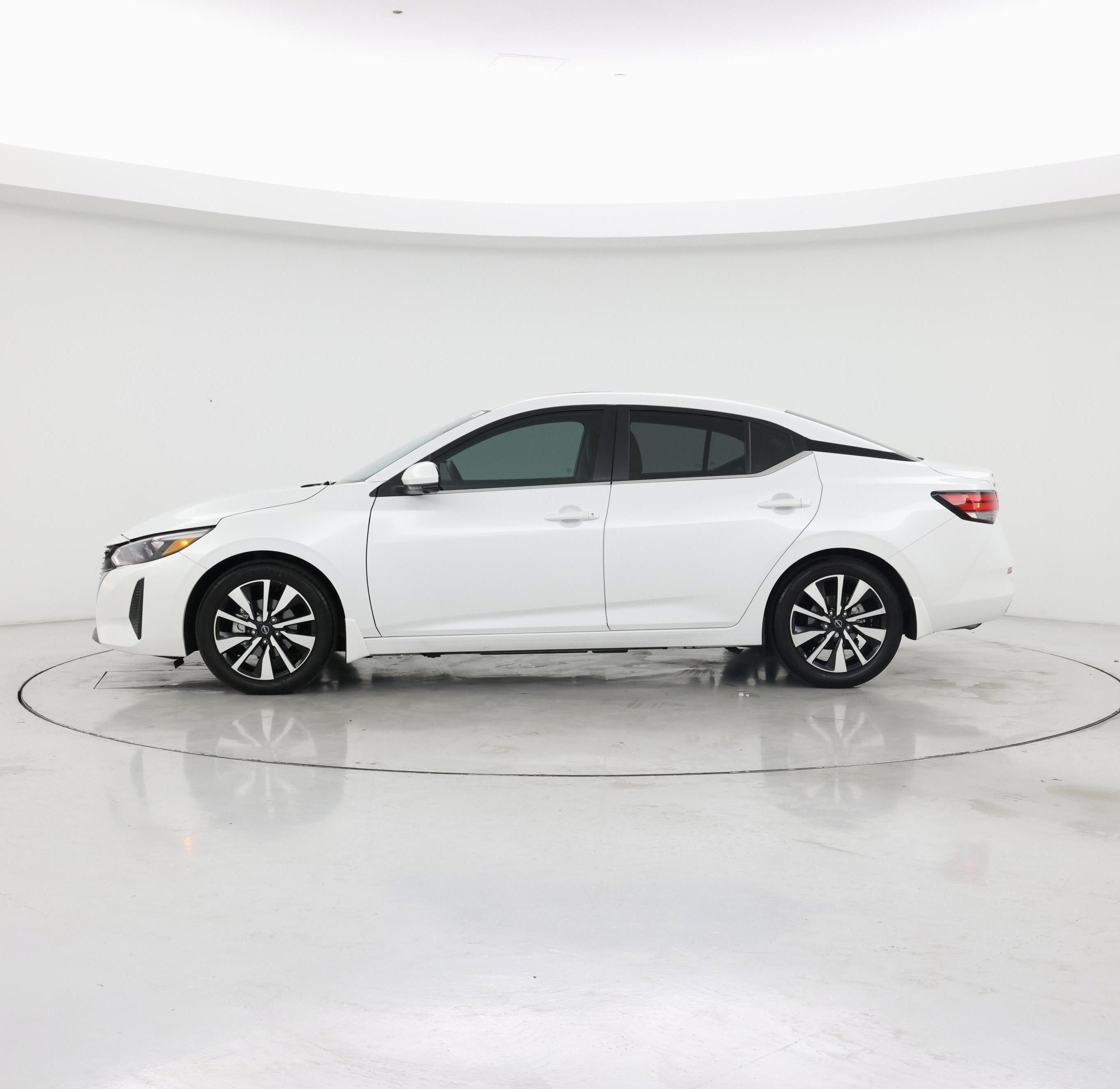 Thumbnail: 2025 Nissan Sentra - 3