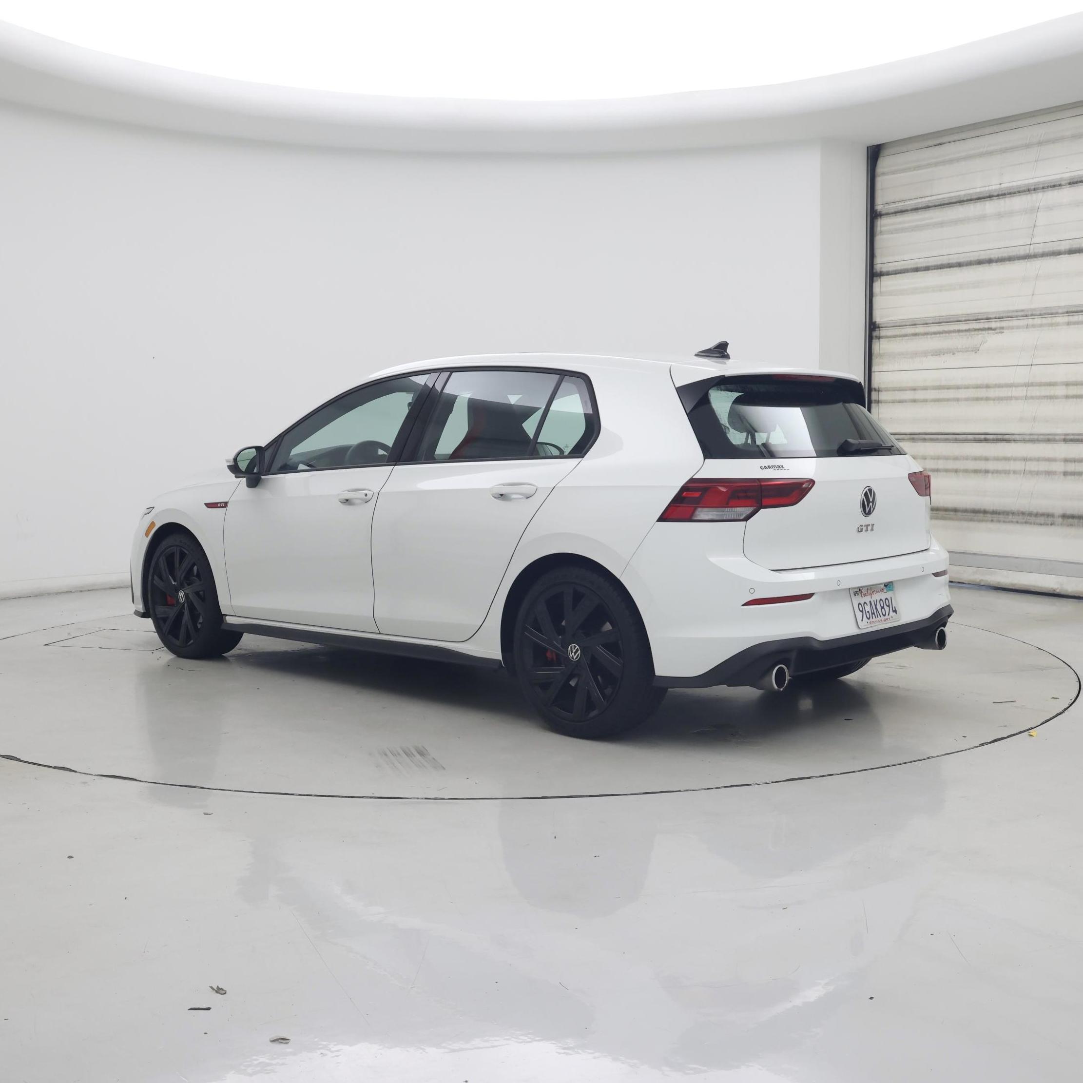 Thumbnail: 2023 Volkswagen Golf - 2