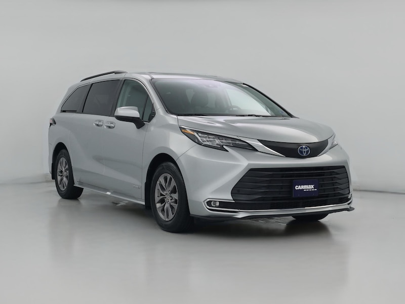 2021 Toyota Sienna XLE