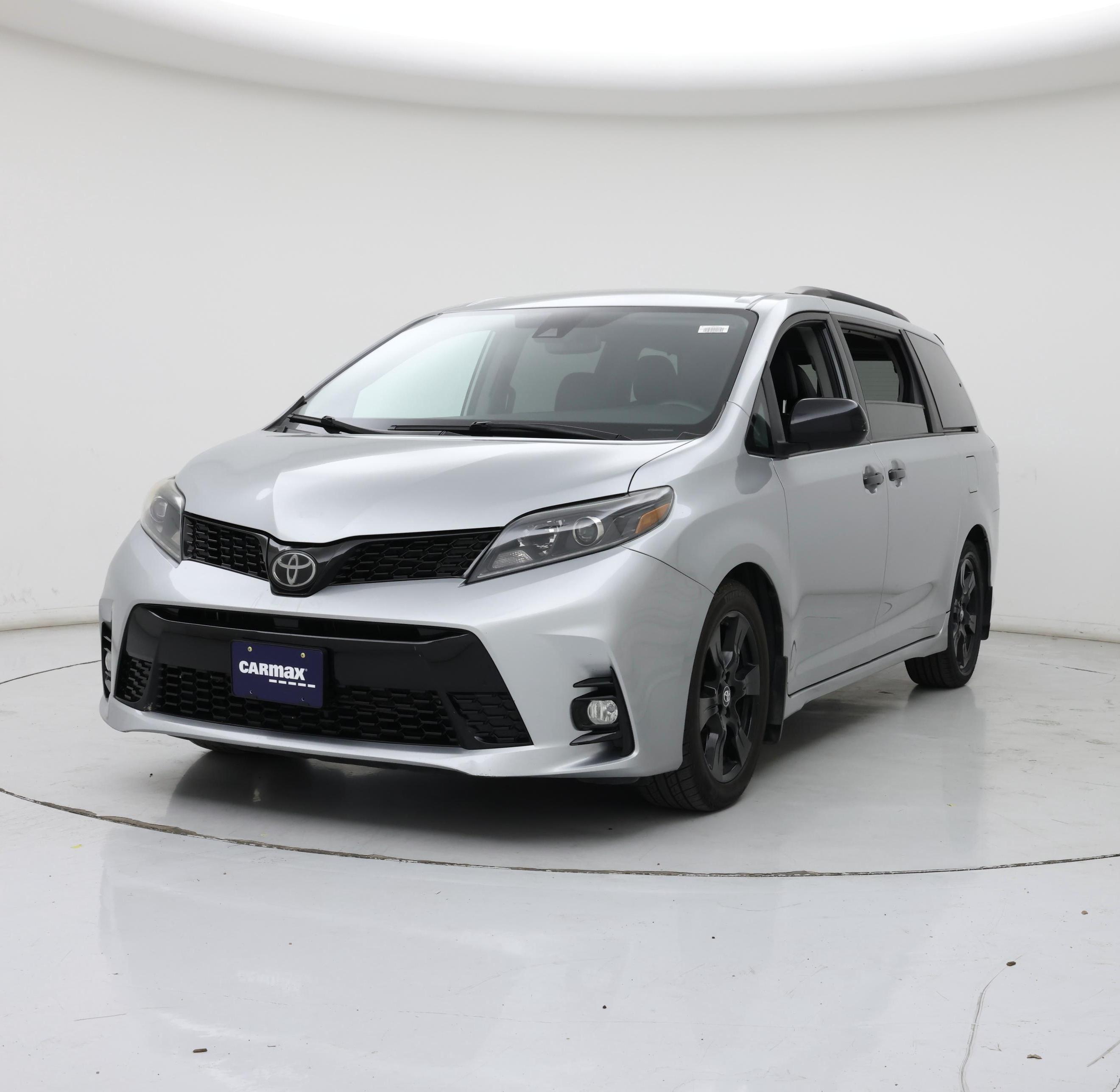 Thumbnail: 2020 Toyota Sienna - 4