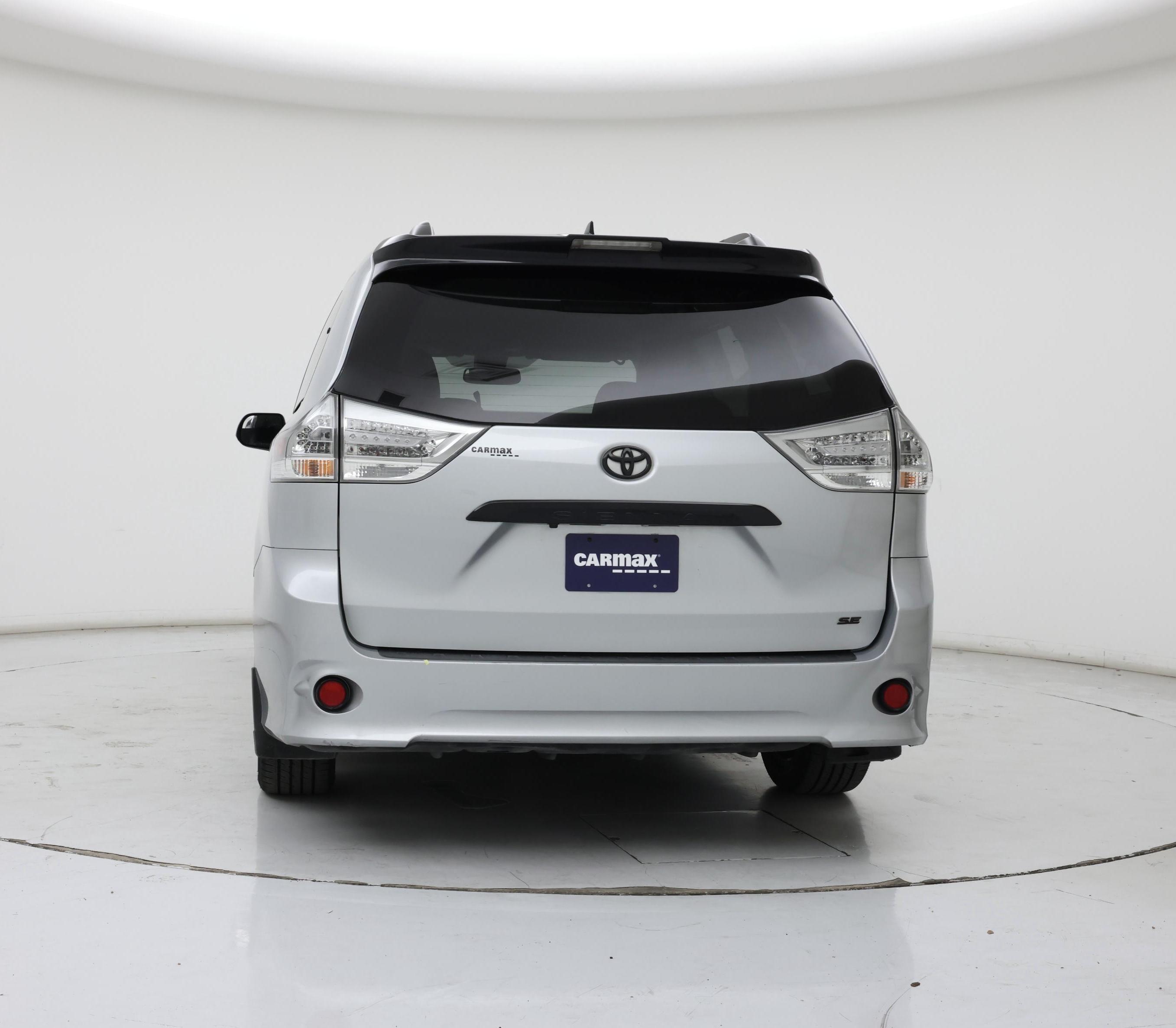 Thumbnail: 2020 Toyota Sienna - 6
