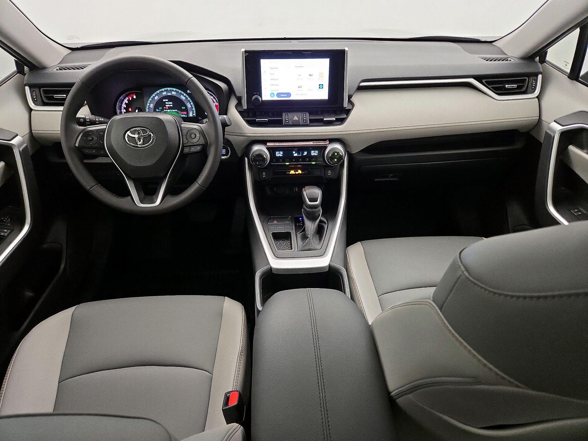 Thumbnail: 2025 Toyota RAV4 - 9