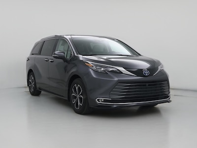 2025 Toyota Sienna Platinum