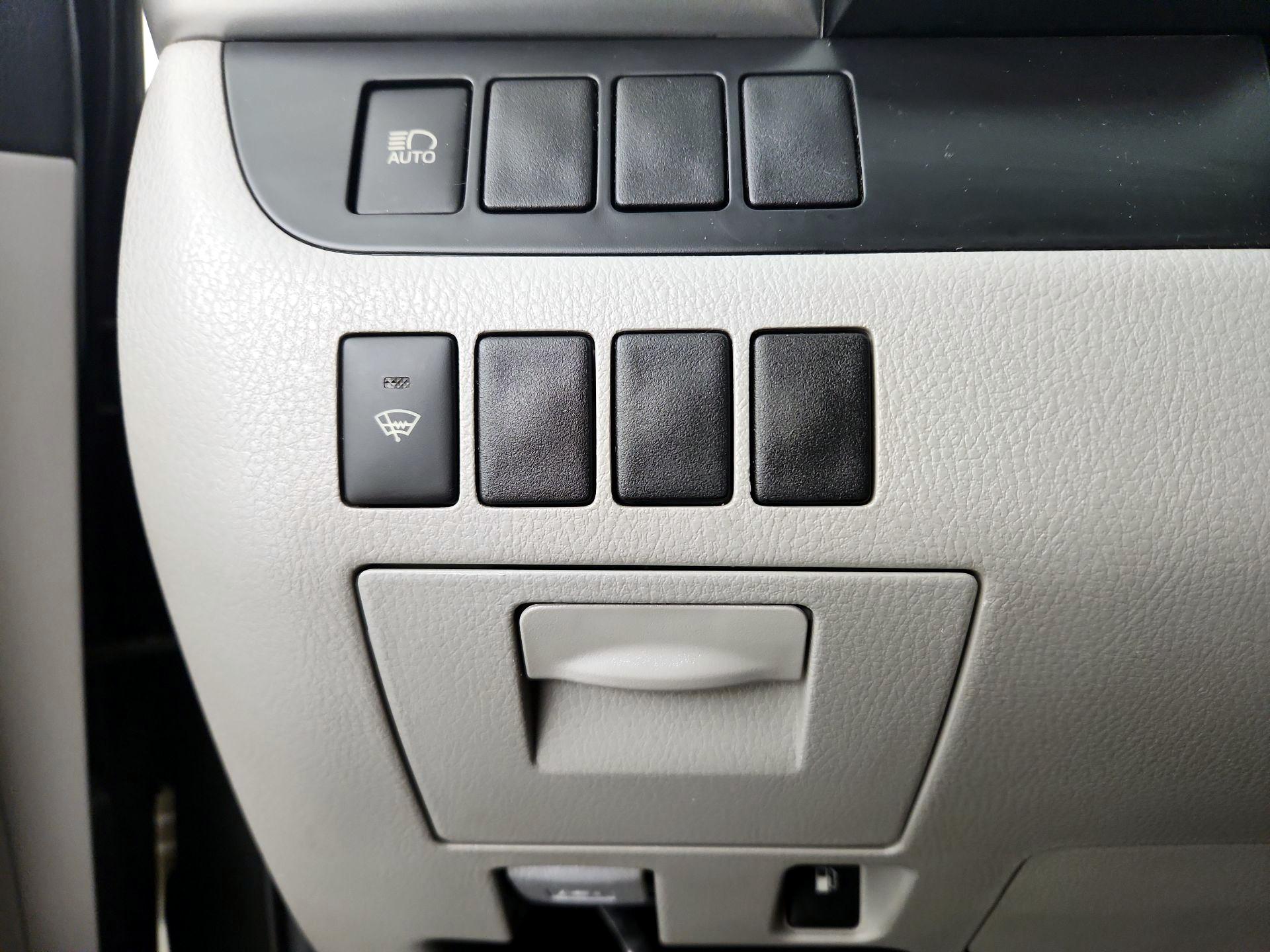 Thumbnail: 2019 Toyota Highlander - 13