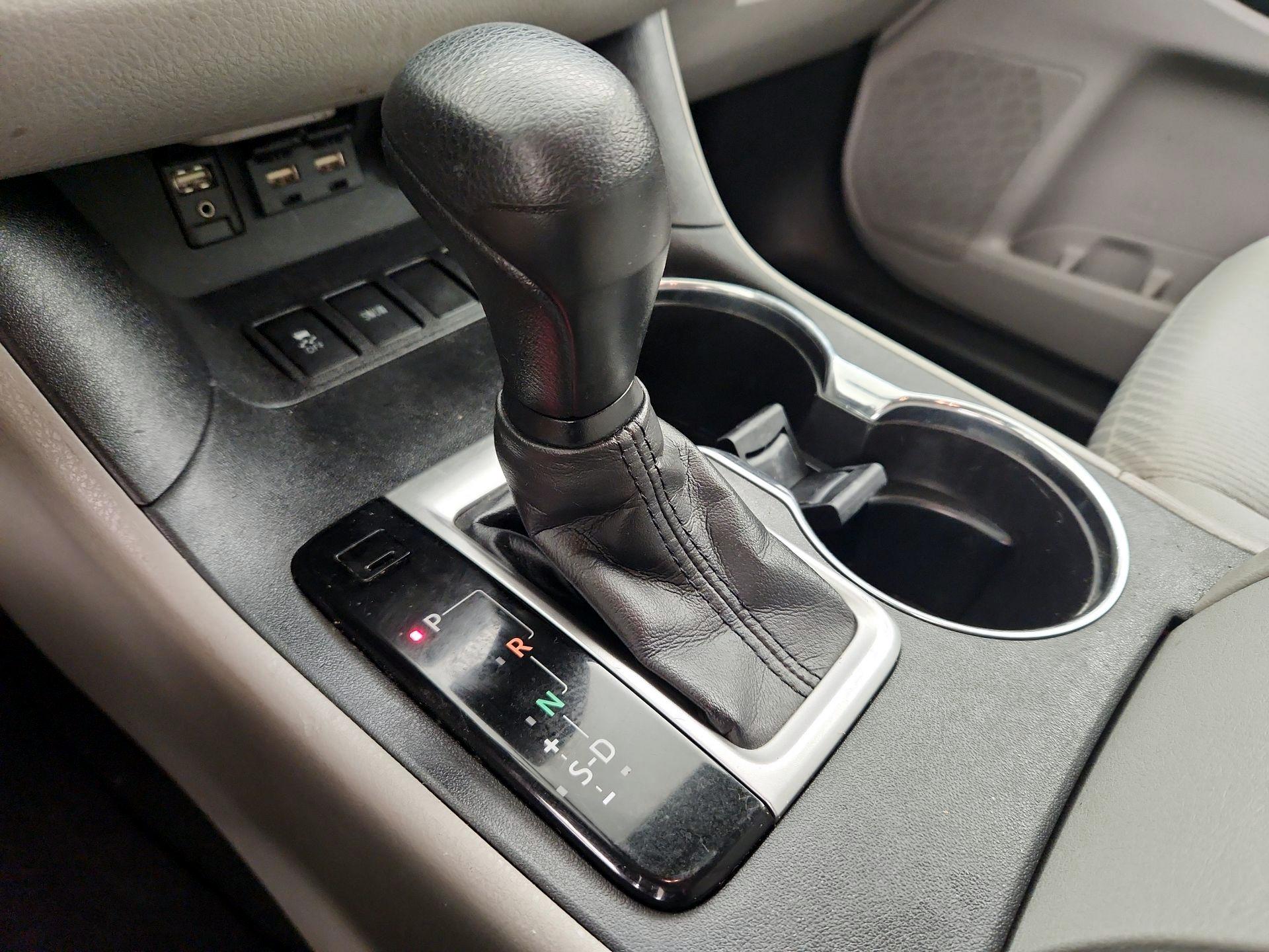 Thumbnail: 2019 Toyota Highlander - 17