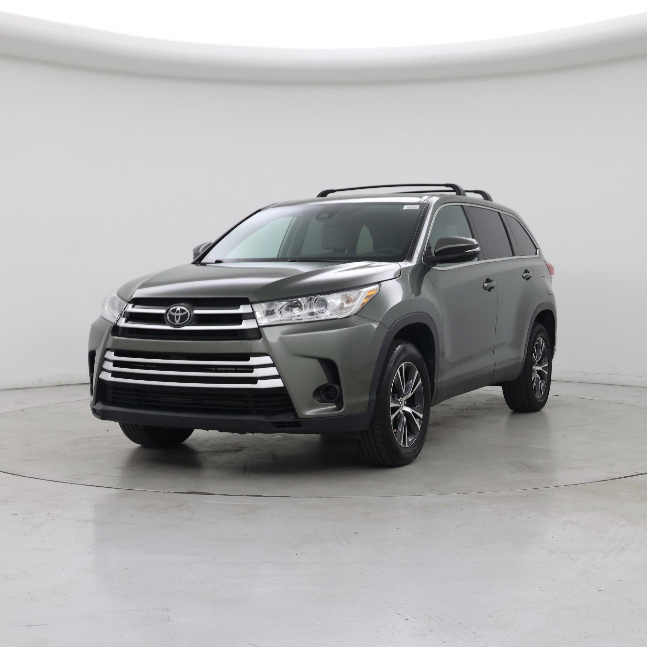 Thumbnail: 2019 Toyota Highlander - 4