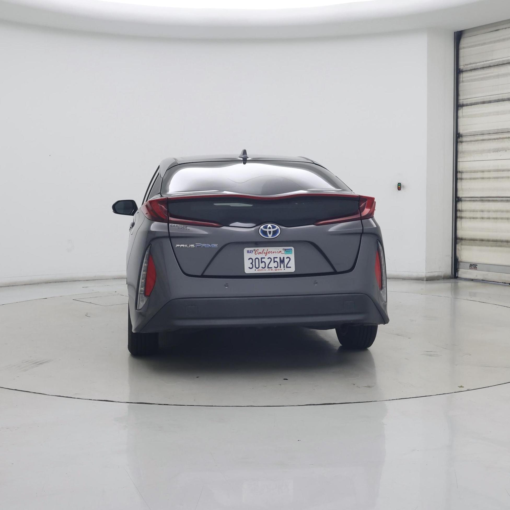 Thumbnail: 2017 Toyota Prius Prime - 6