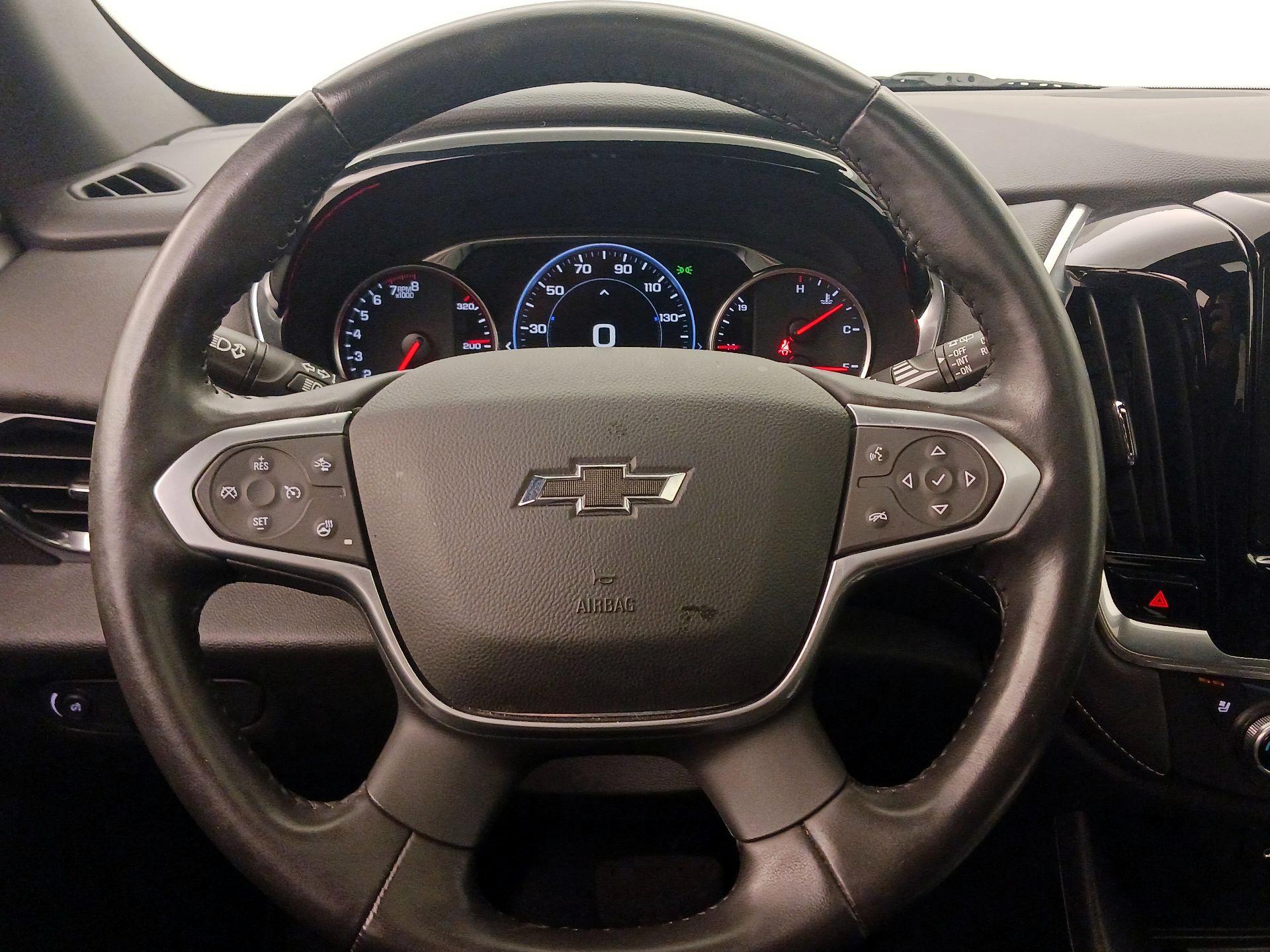 Thumbnail: 2022 Chevrolet Traverse - 10