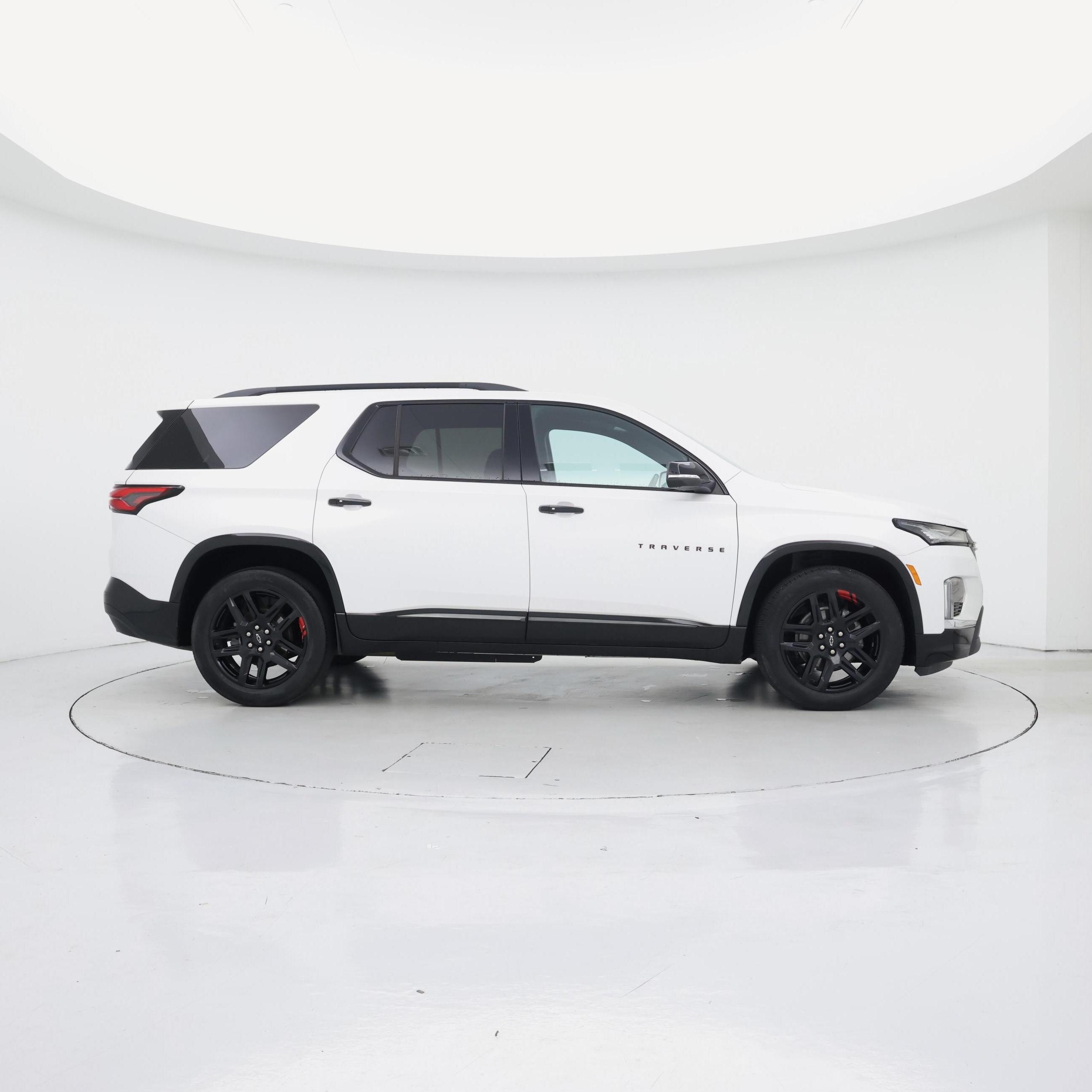 Thumbnail: 2022 Chevrolet Traverse - 7