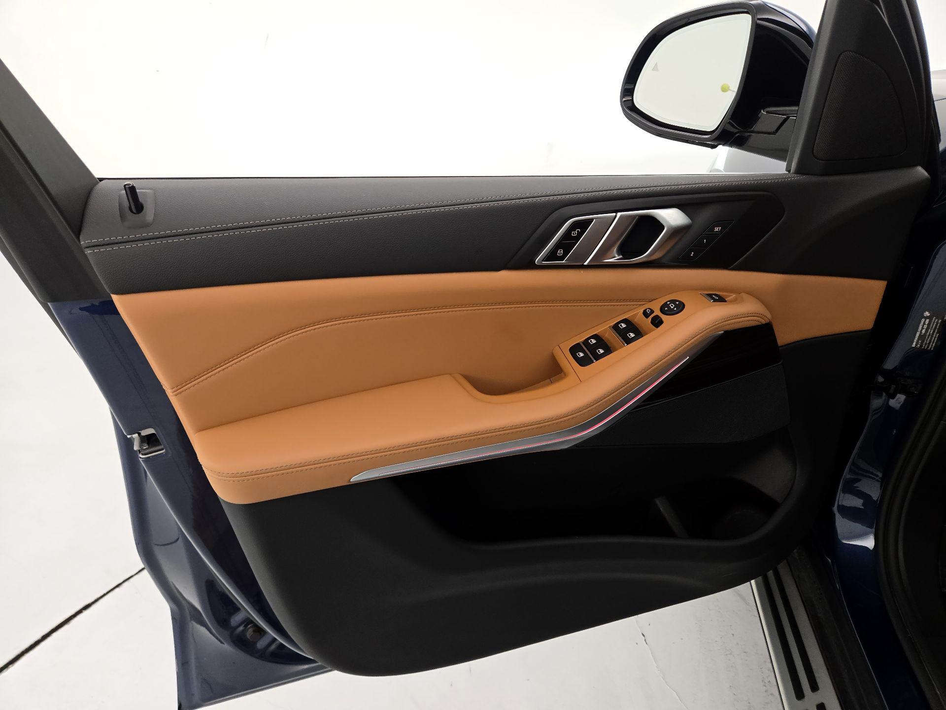 Thumbnail: 2023 BMW X5 - 12