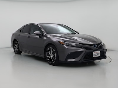2022 Toyota Camry Hybrid SE