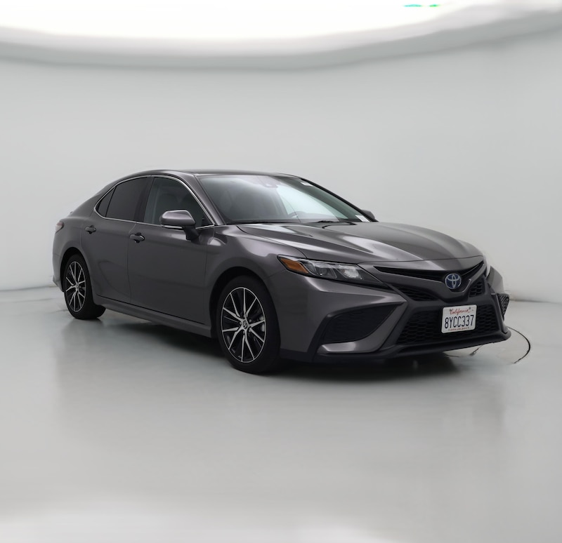 2022 Toyota Camry Hybrid SE