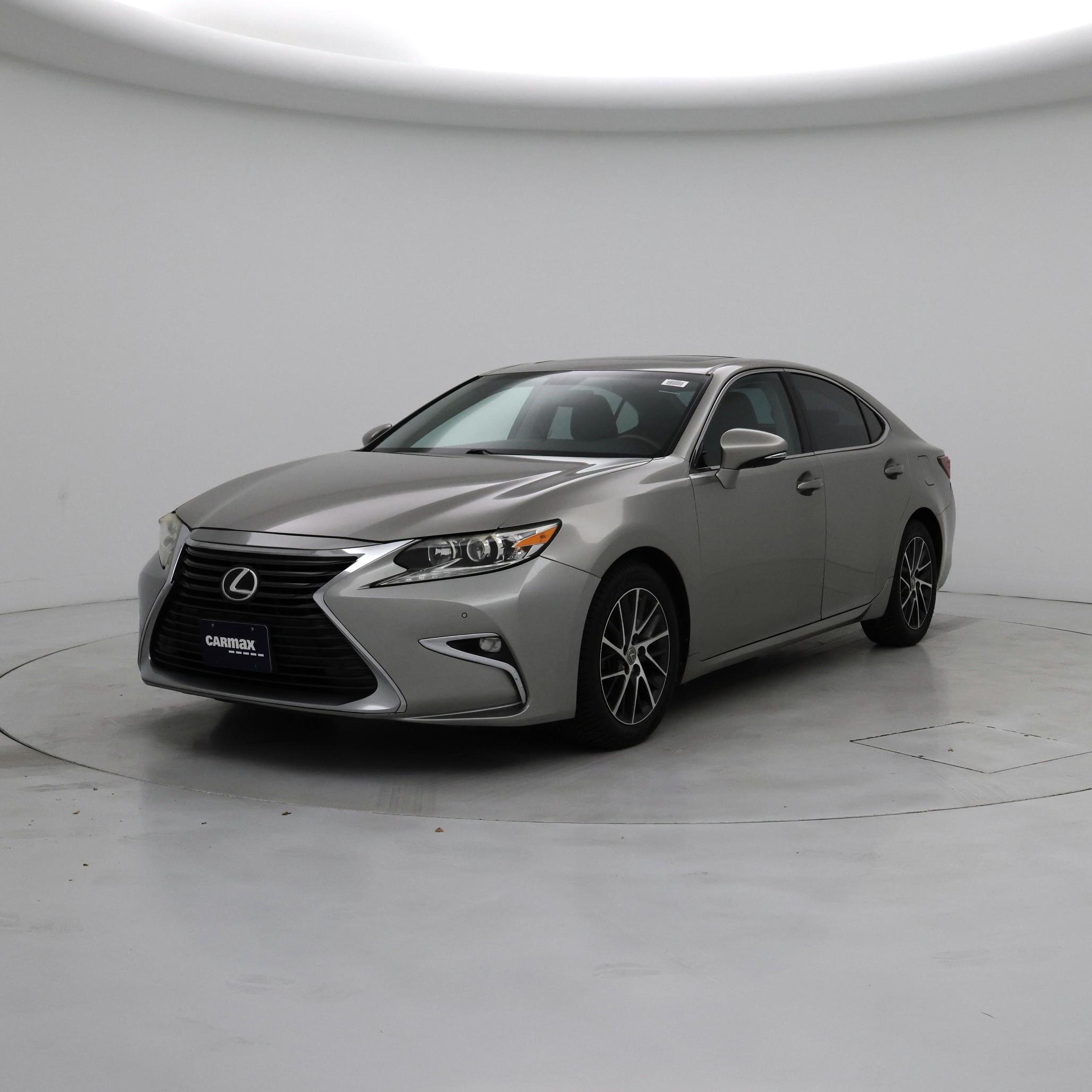 Thumbnail: 2016 Lexus ES - 4
