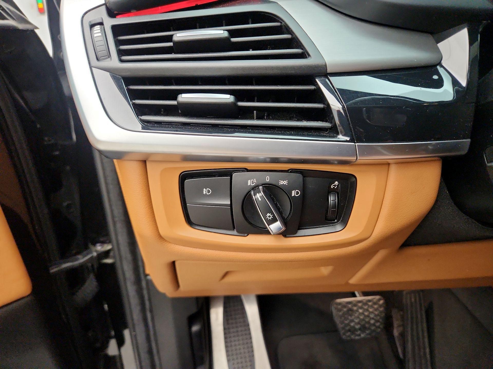 Thumbnail: 2016 BMW X6 - 13