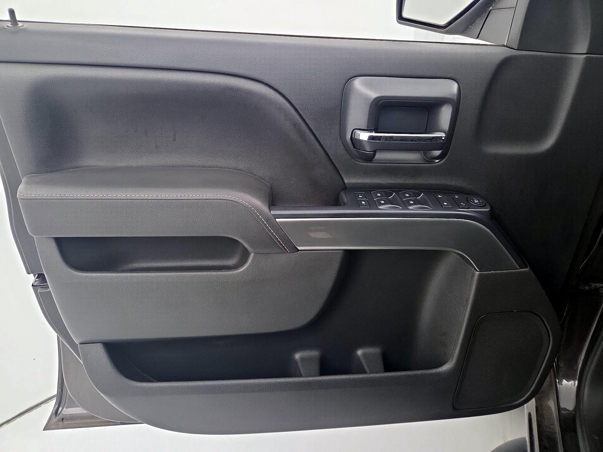 Thumbnail: 2016 Chevrolet Silverado 1500 - 12