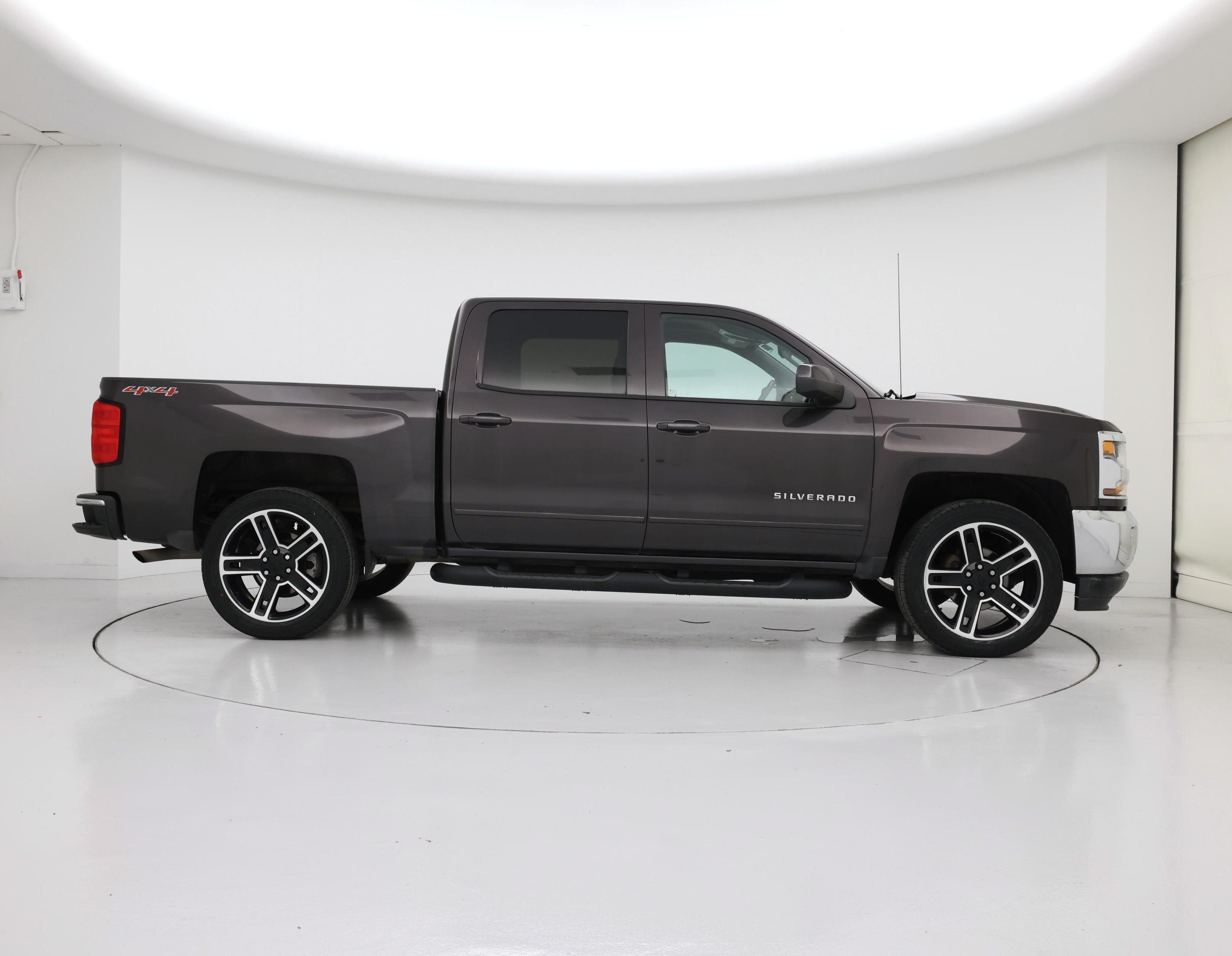 Thumbnail: 2016 Chevrolet Silverado 1500 - 7