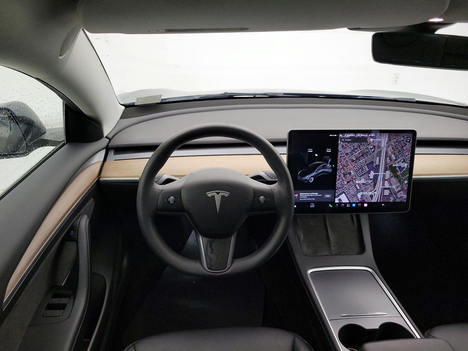 Thumbnail: 2022 Tesla Model 3 - 10