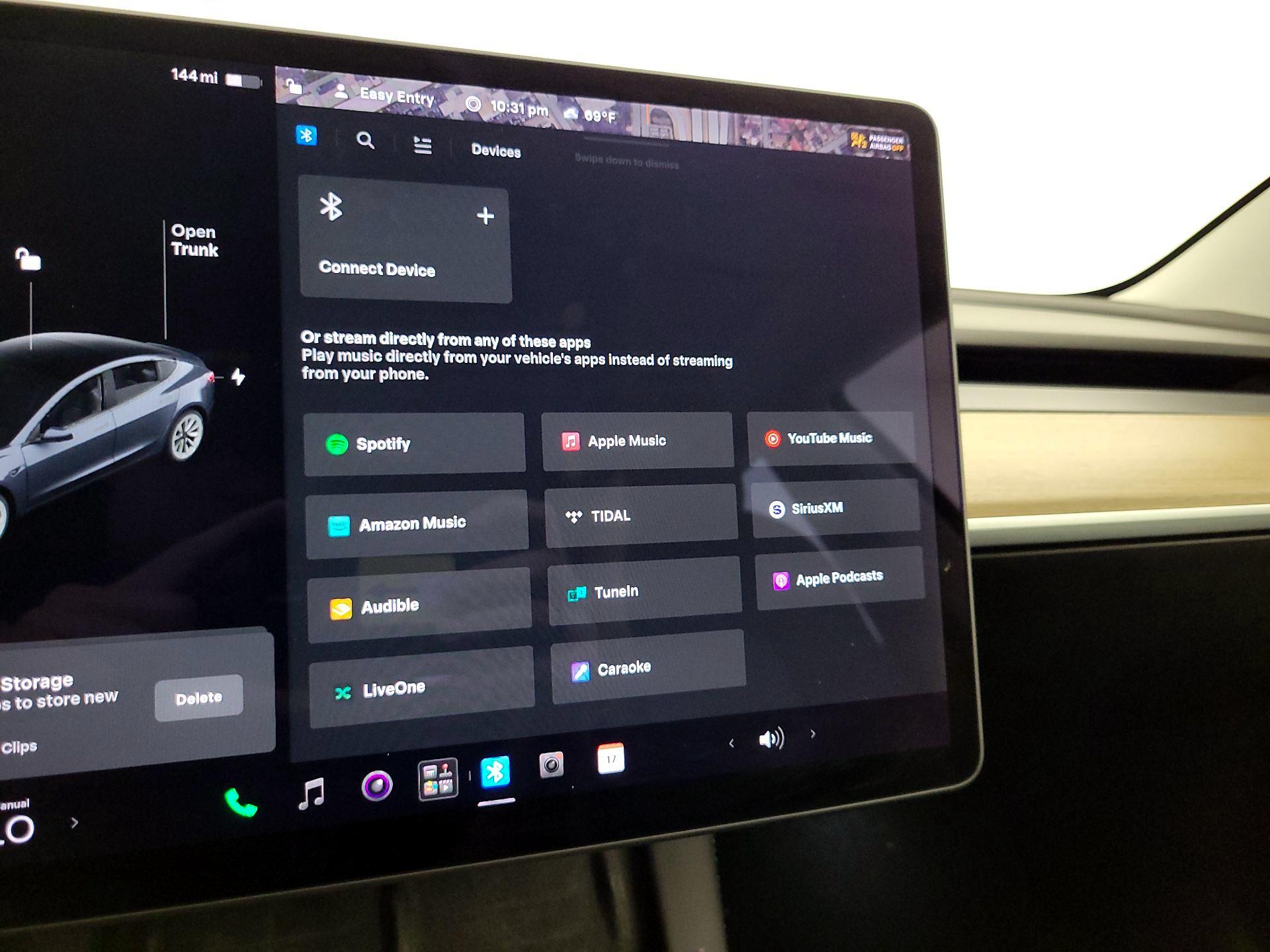 Thumbnail: 2022 Tesla Model 3 - 15