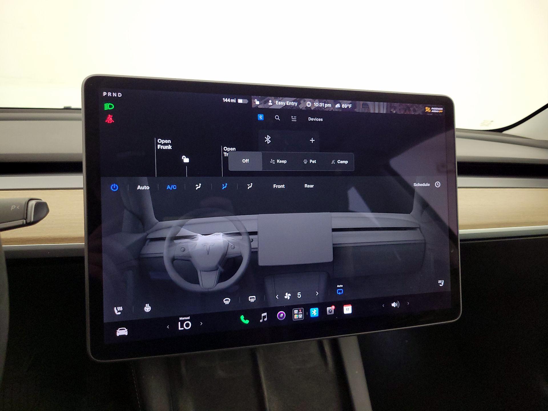 Thumbnail: 2022 Tesla Model 3 - 16