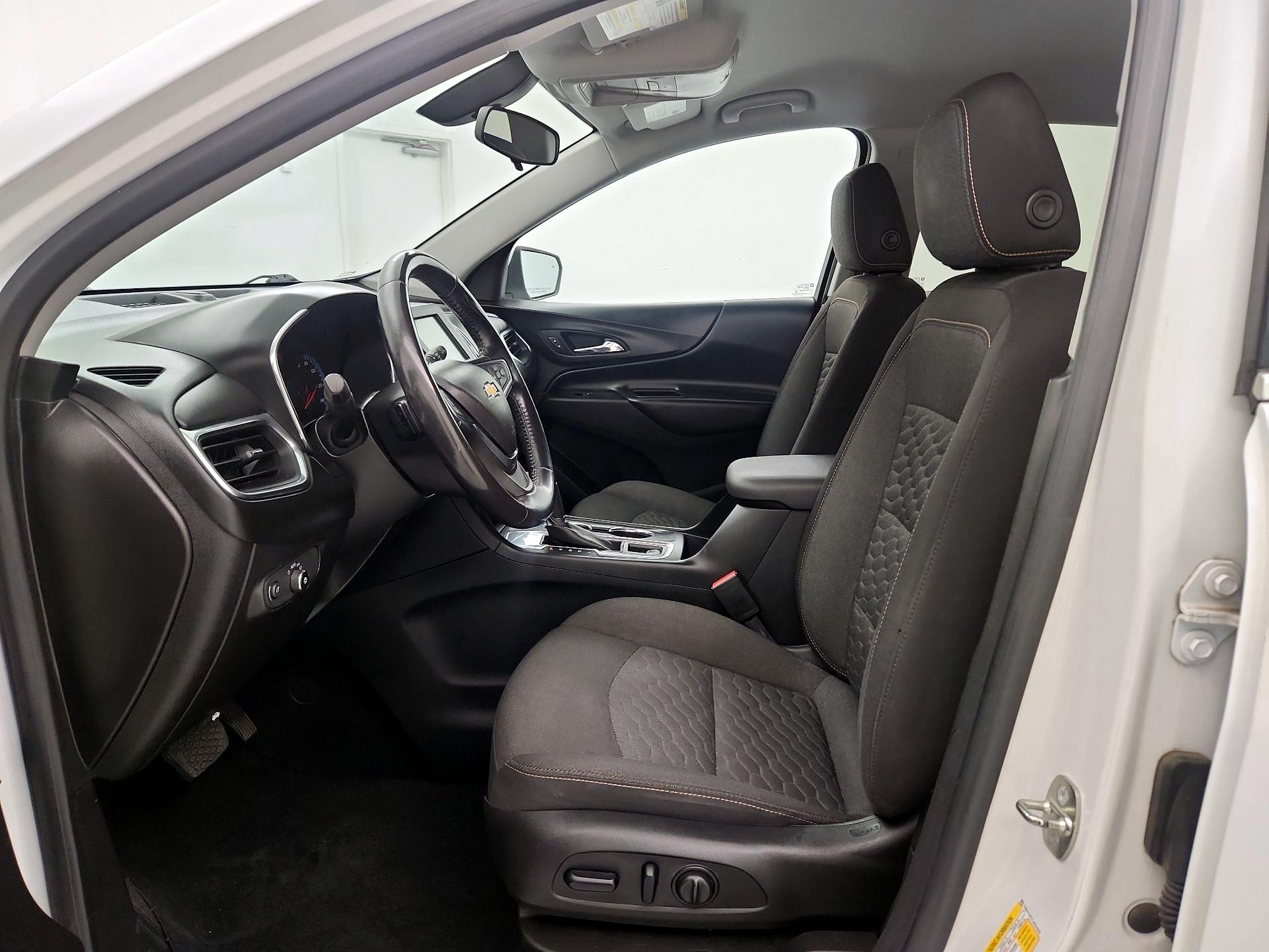 Thumbnail: 2018 Chevrolet Equinox - 11