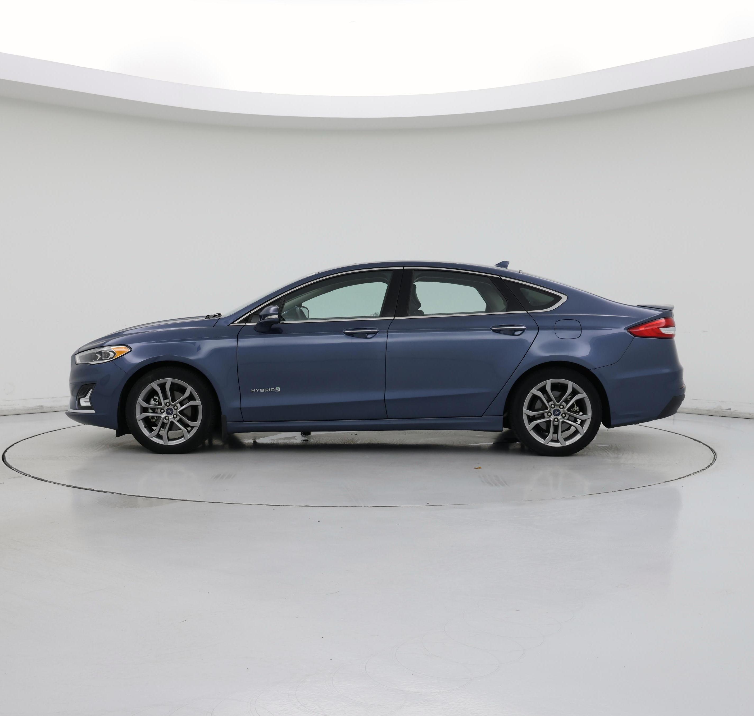 Thumbnail: 2019 Ford Fusion - 3