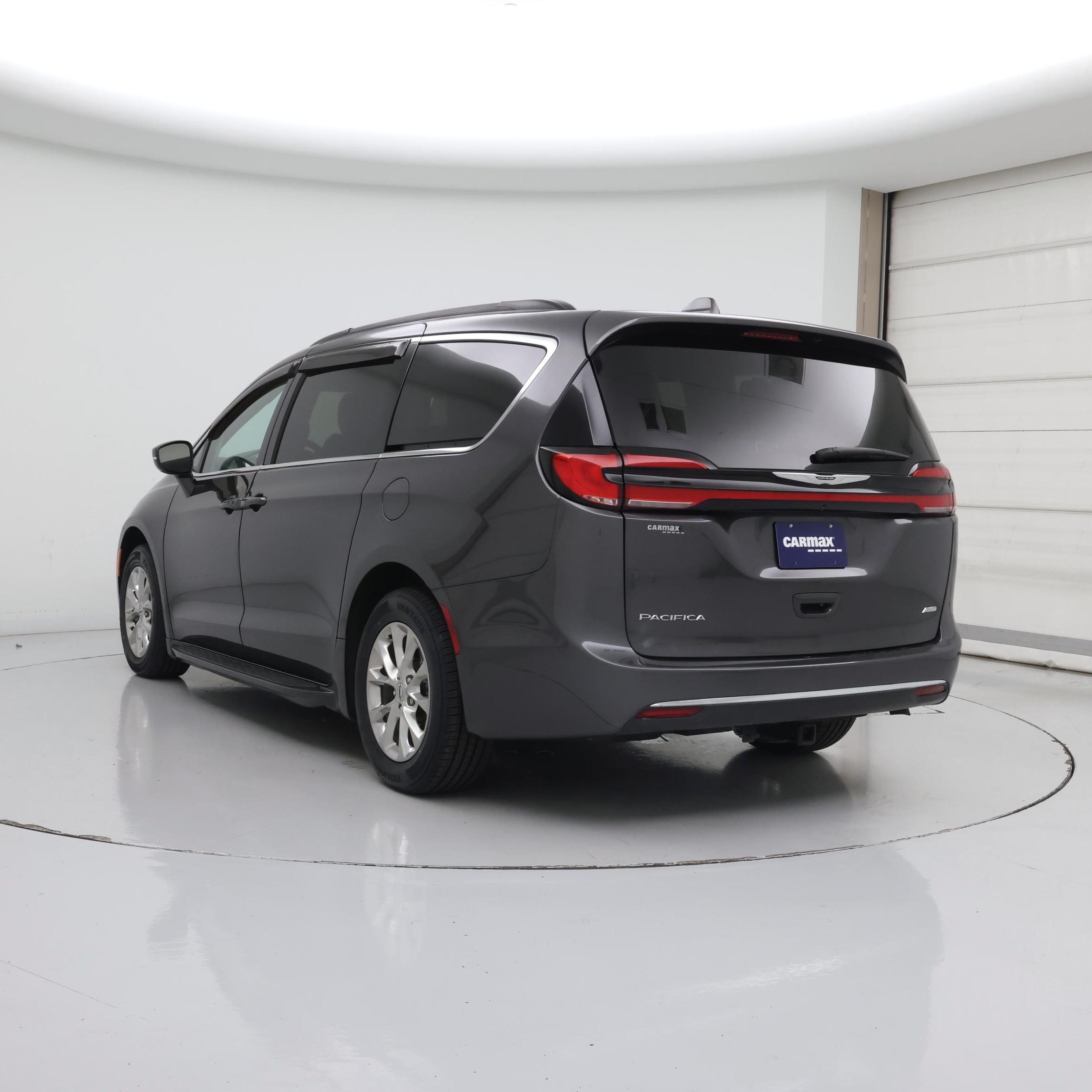 Thumbnail: 2022 Chrysler Pacifica - 2