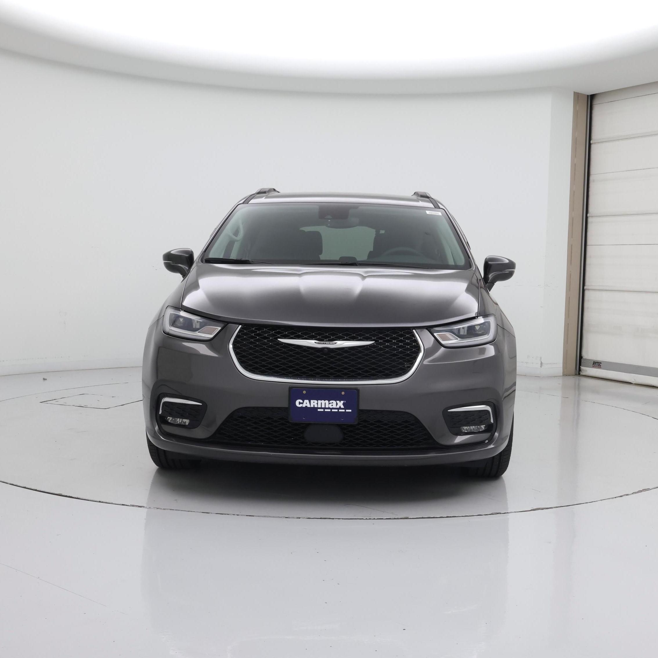 Thumbnail: 2022 Chrysler Pacifica - 5