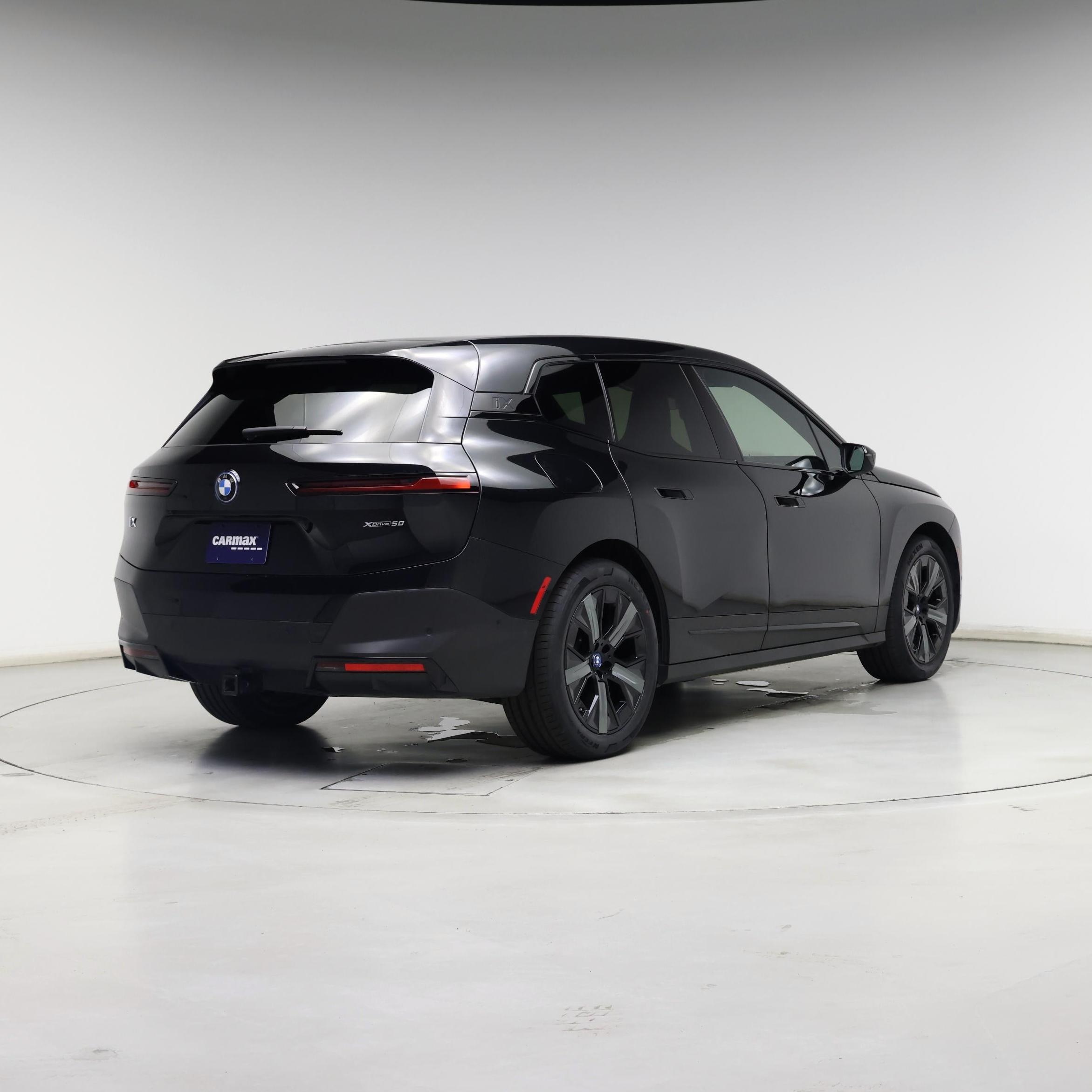 Thumbnail: 2022 BMW iX - 8
