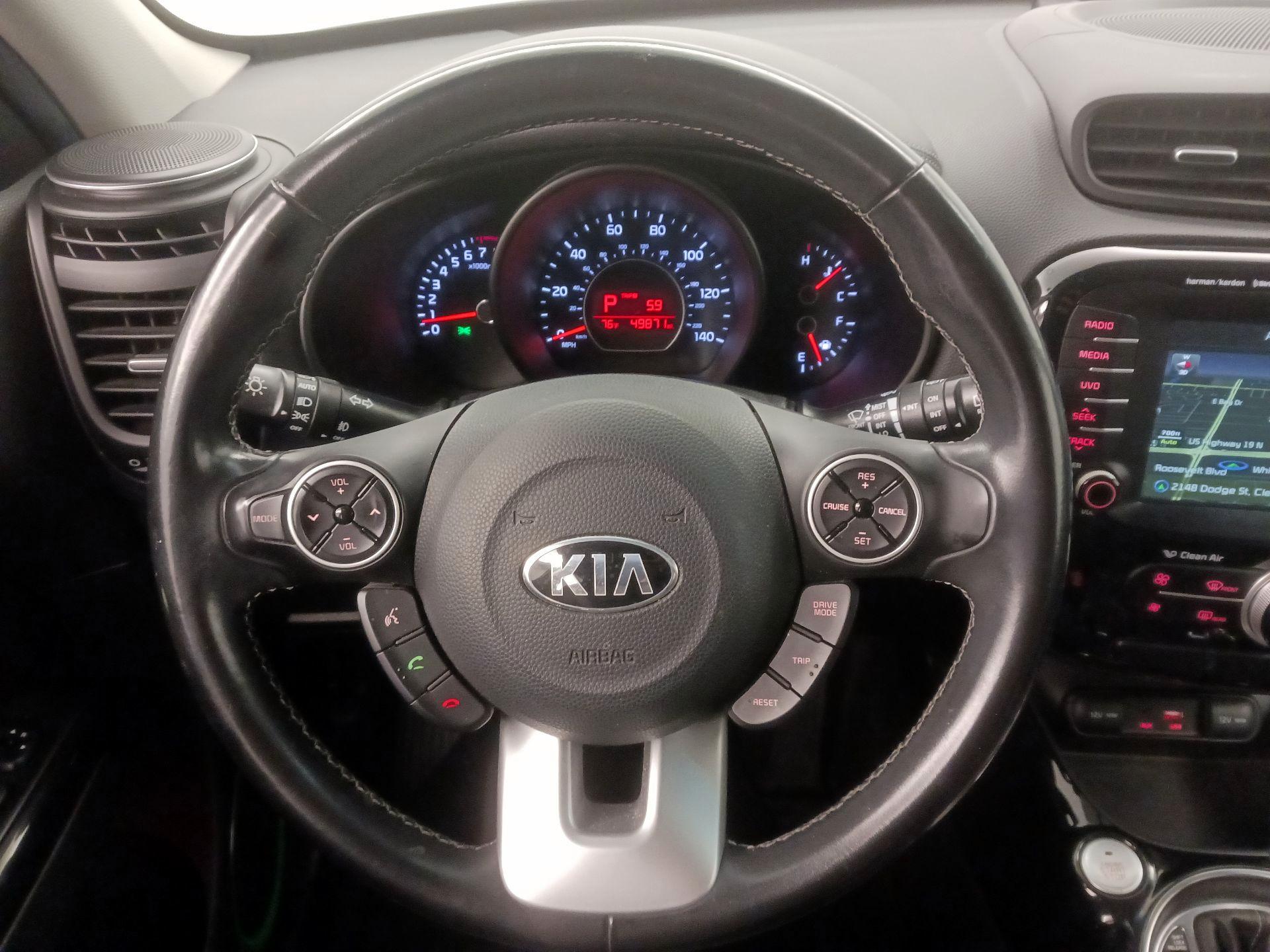 Thumbnail: 2017 Kia Soul - 10