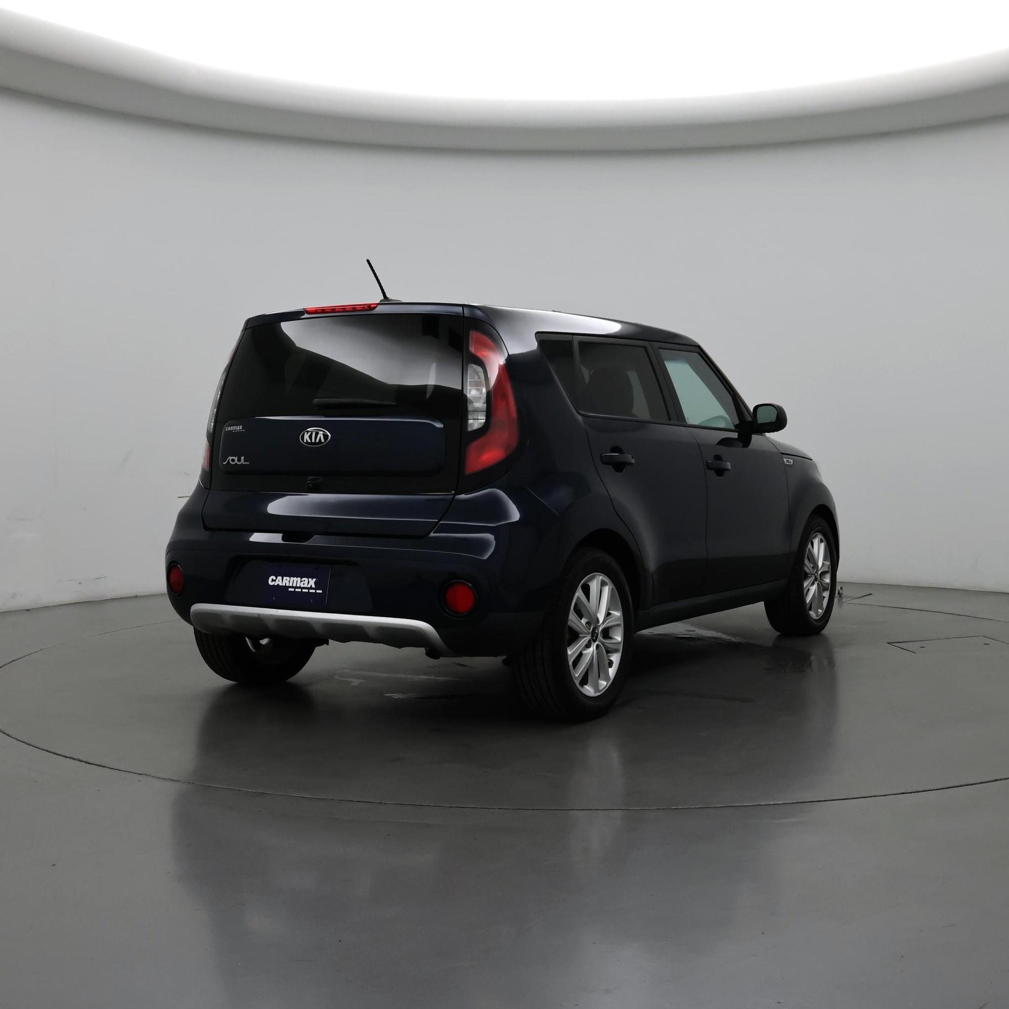 Thumbnail: 2017 Kia Soul - 8