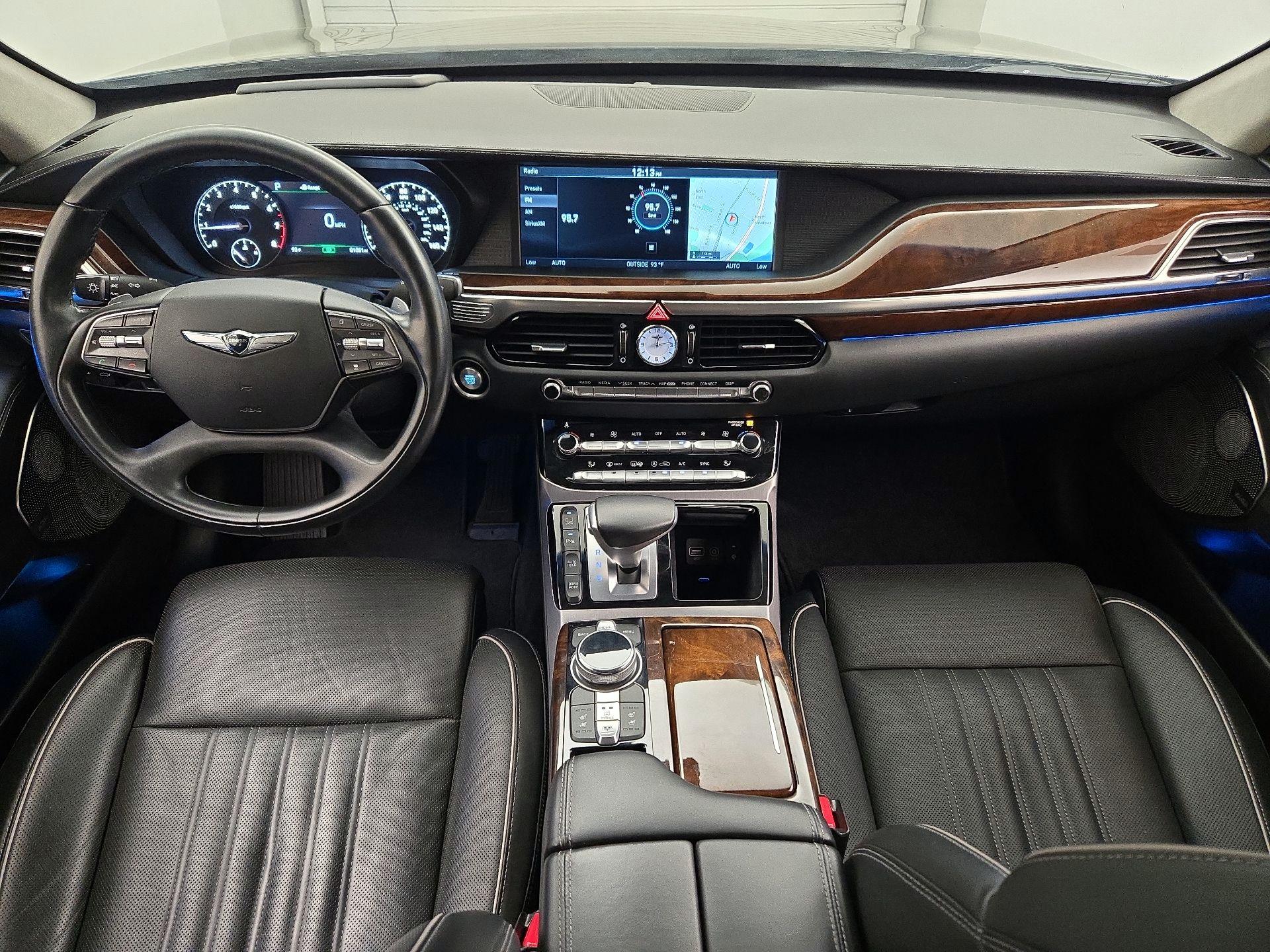 Thumbnail: 2019 Genesis G90 - 9