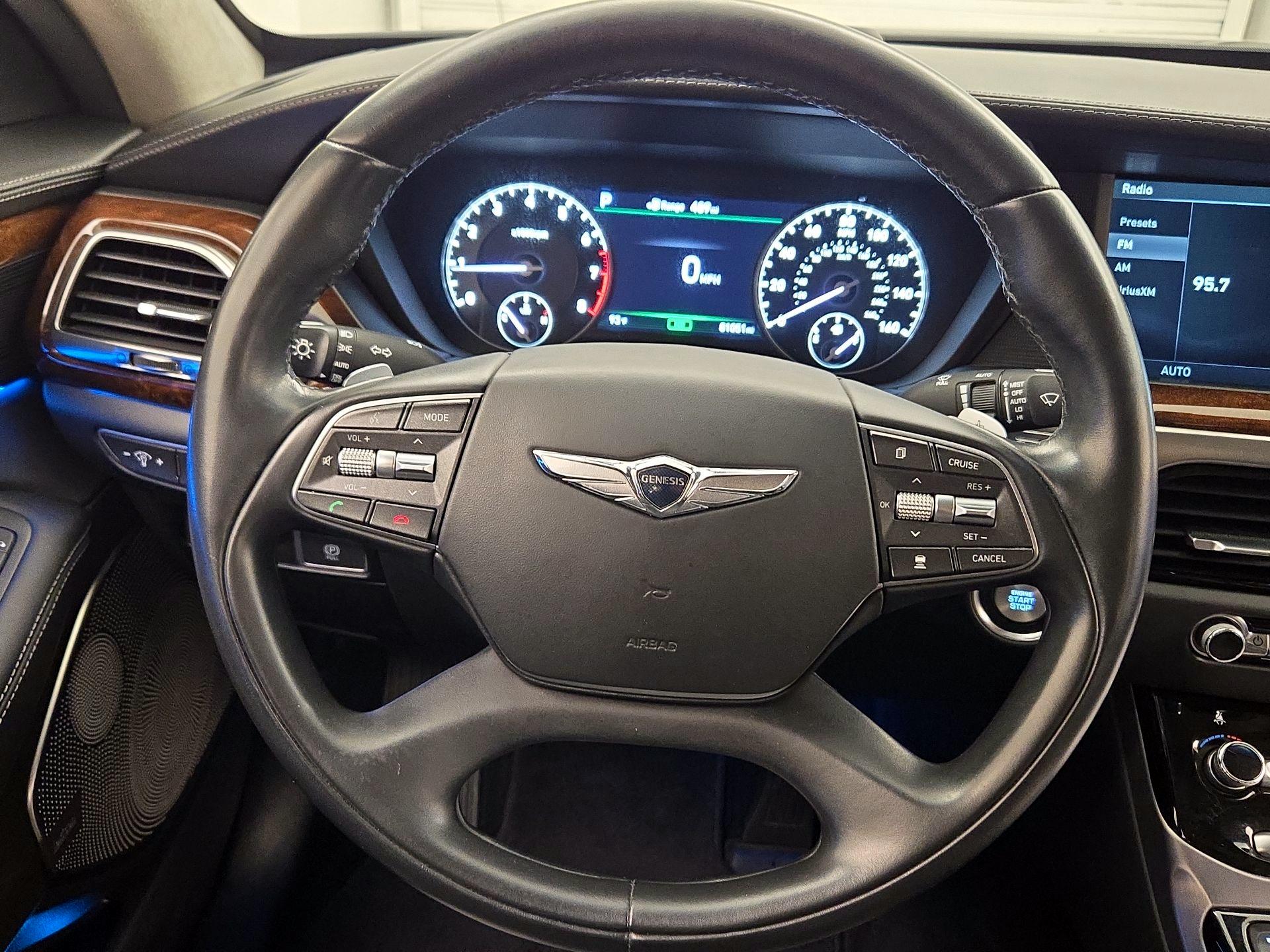 Thumbnail: 2019 Genesis G90 - 10