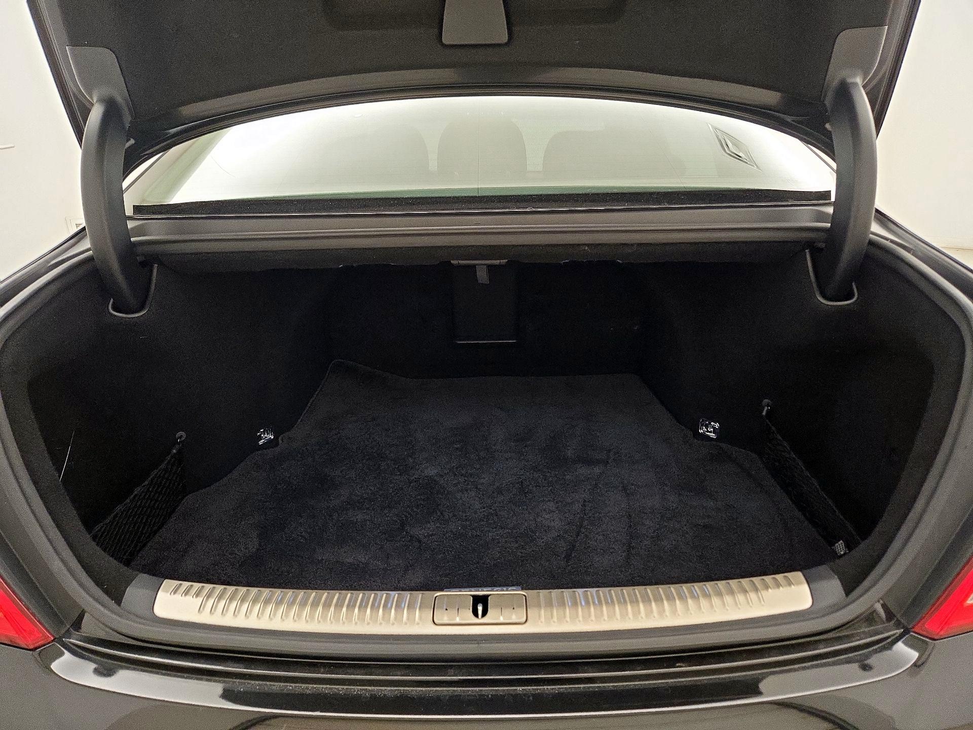 Thumbnail: 2019 Genesis G90 - 17