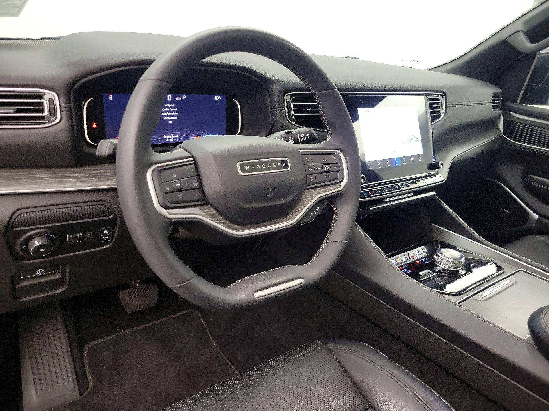 Thumbnail: 2023 Jeep Wagoneer - 9