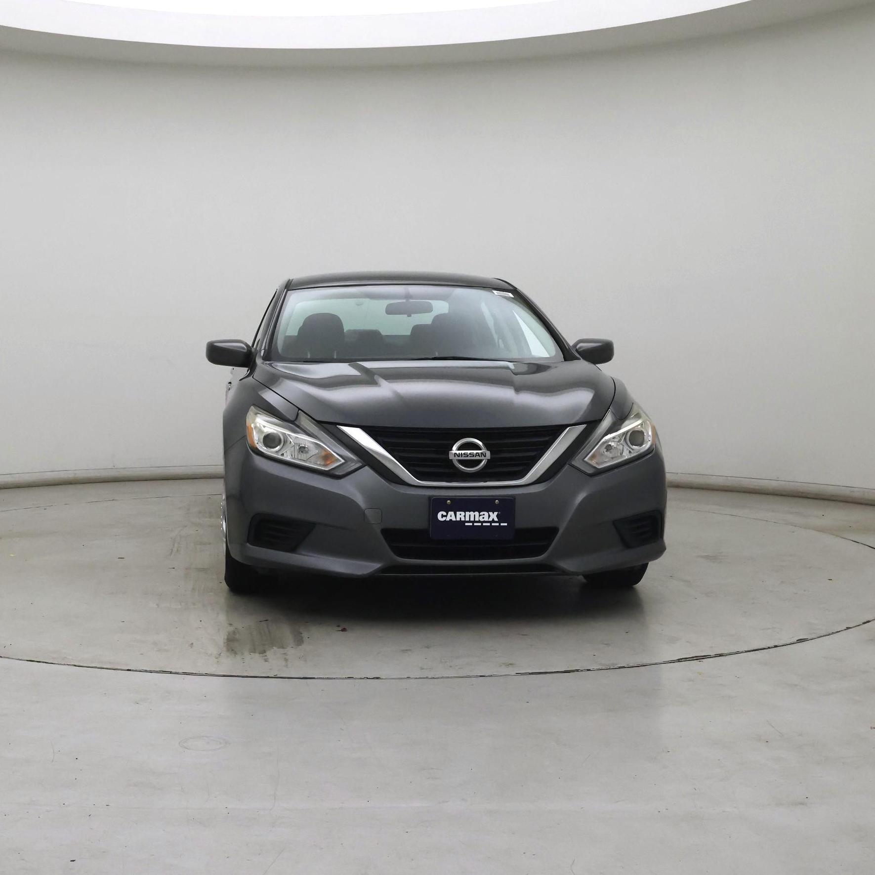 Thumbnail: 2016 Nissan Altima - 5