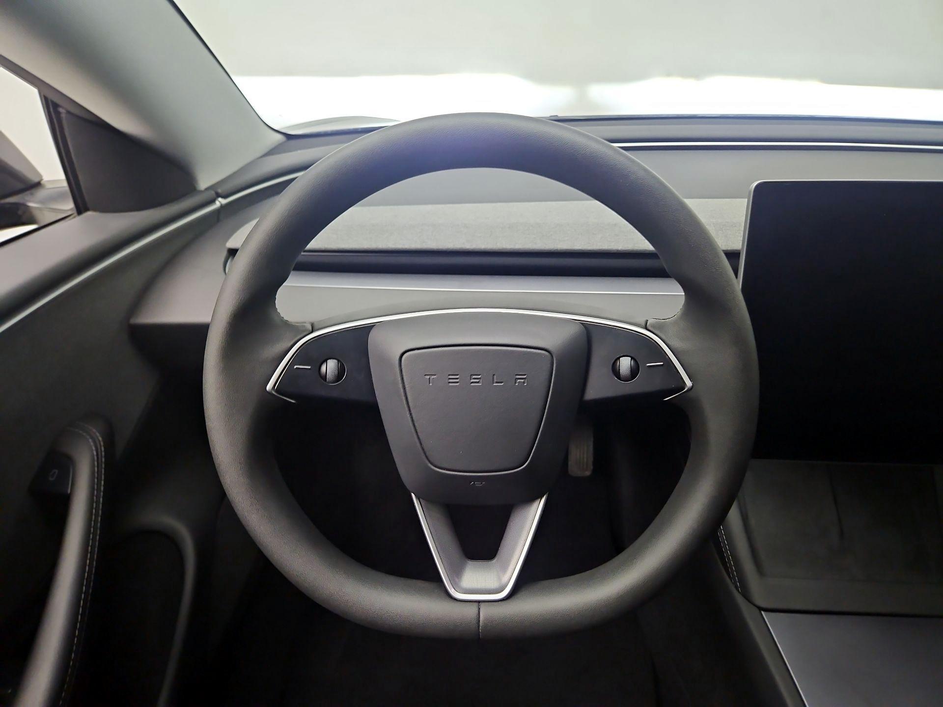 Thumbnail: 2024 Tesla Model 3 - 10