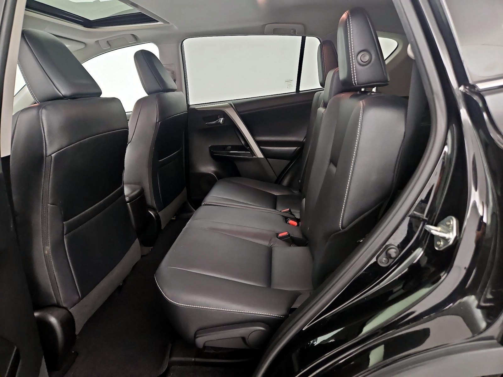 2017 Toyota RAV4 Limited - Photo 20