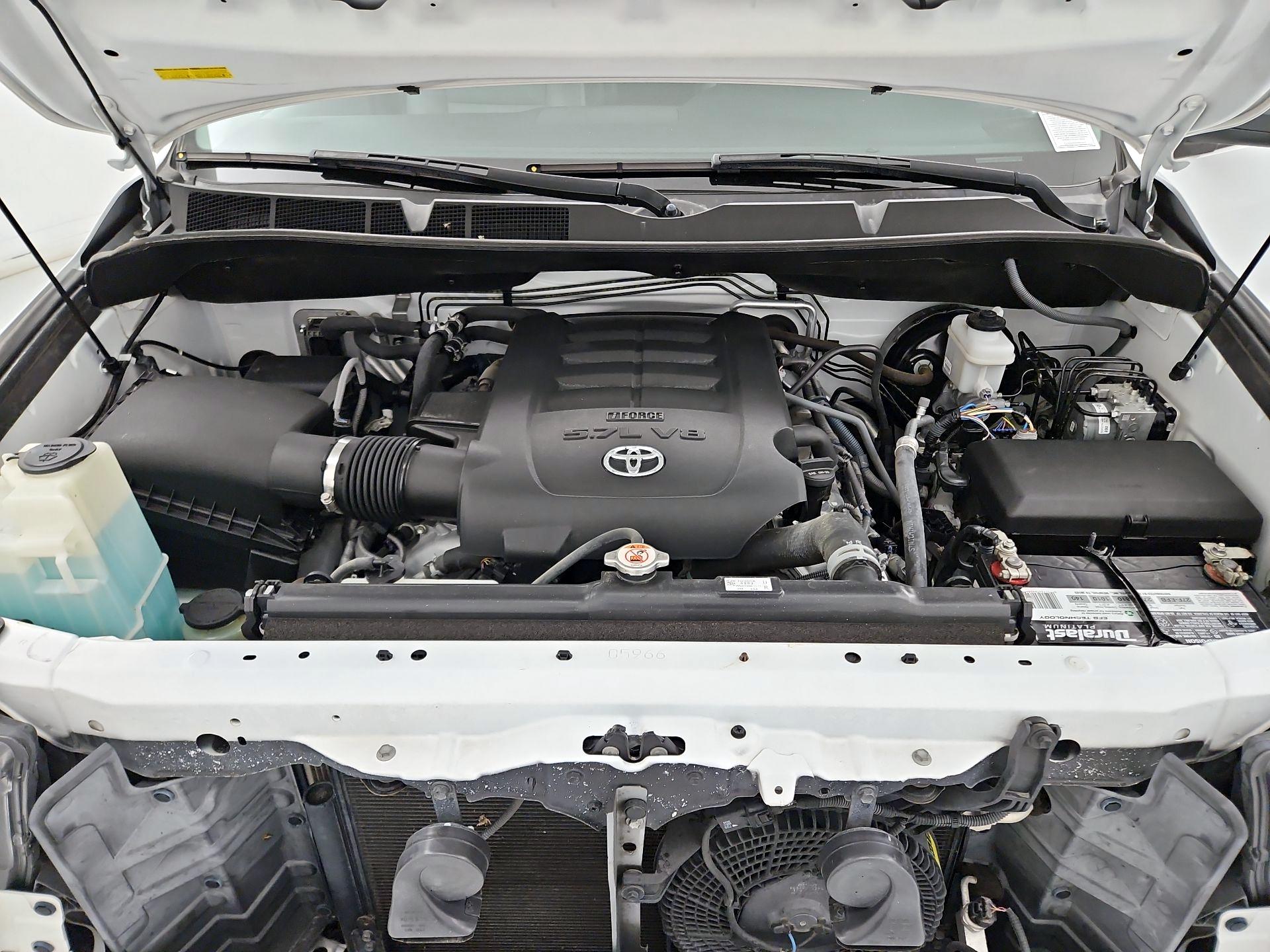 Thumbnail: 2019 Toyota Sequoia - 18
