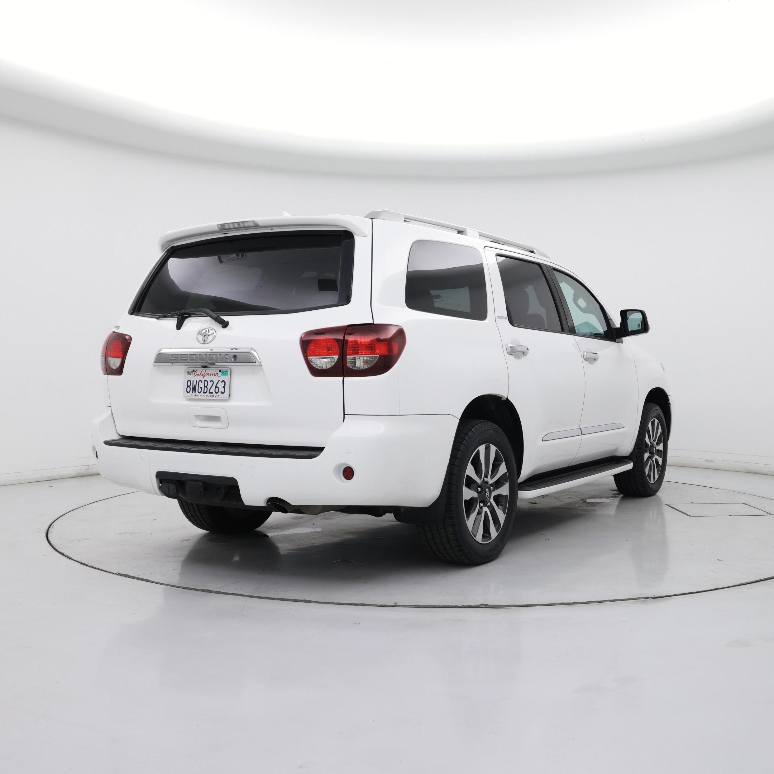 Thumbnail: 2019 Toyota Sequoia - 8