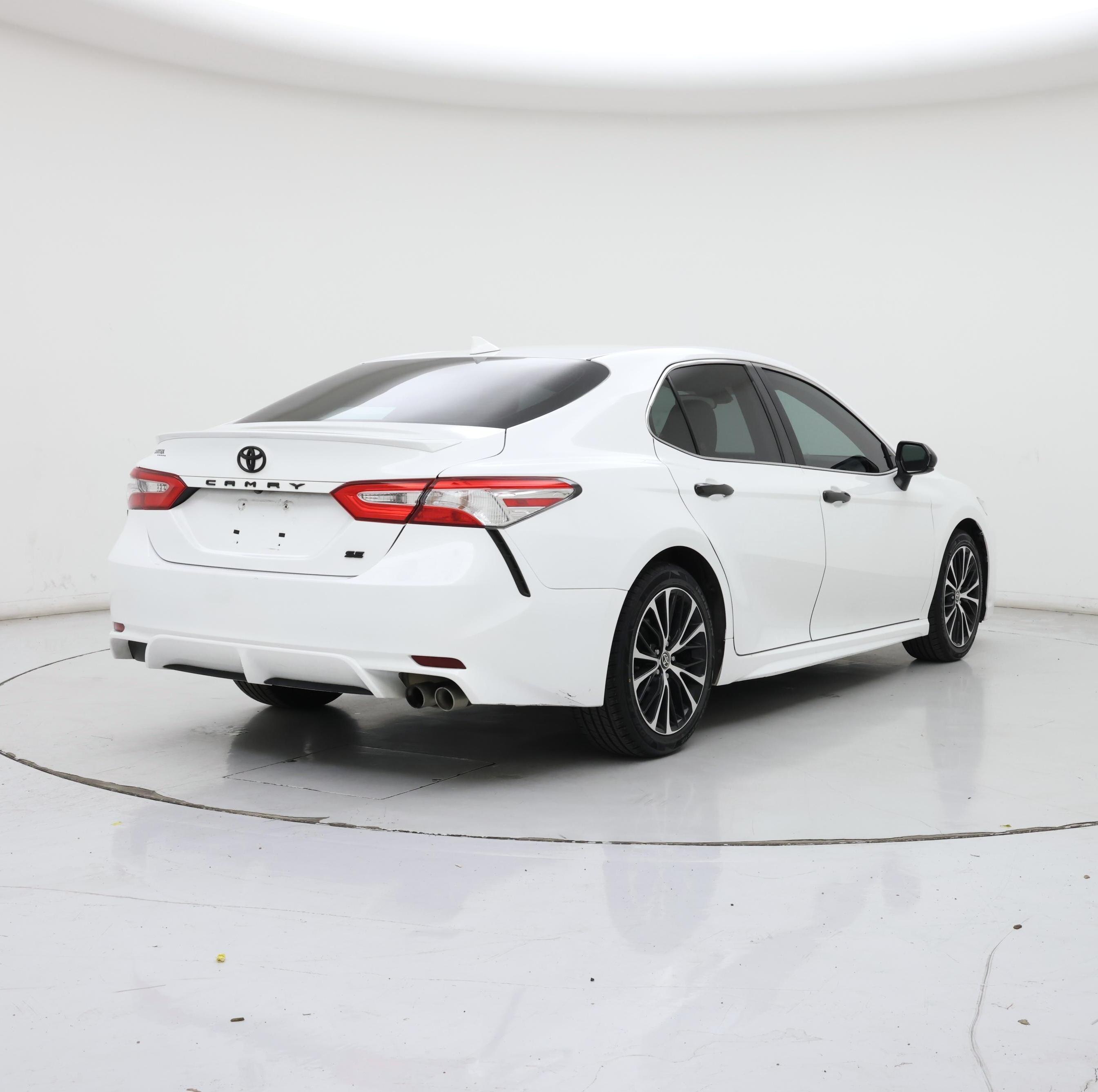 Thumbnail: 2020 Toyota Camry - 8
