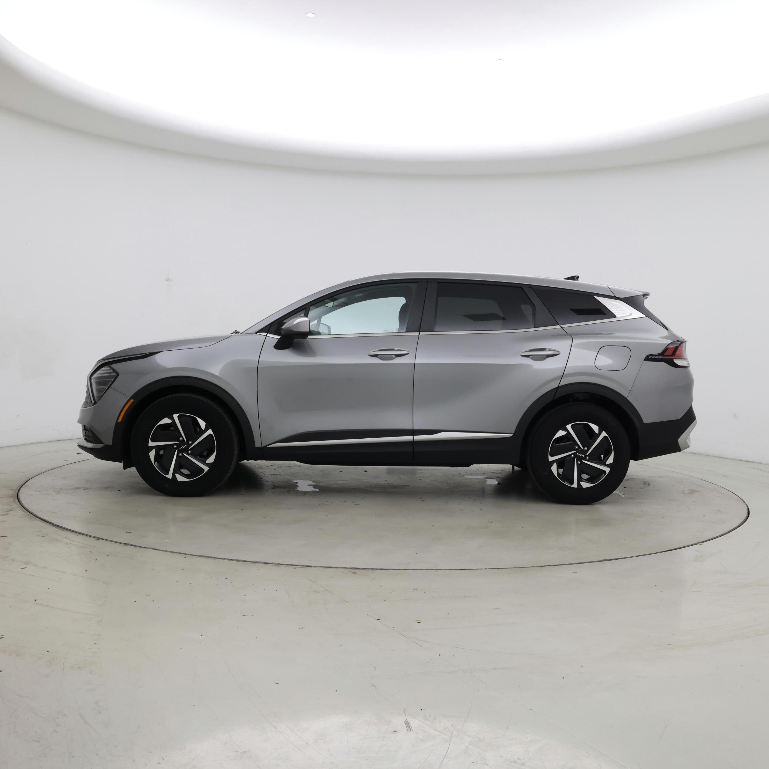 Thumbnail: 2024 Kia Sportage - 3