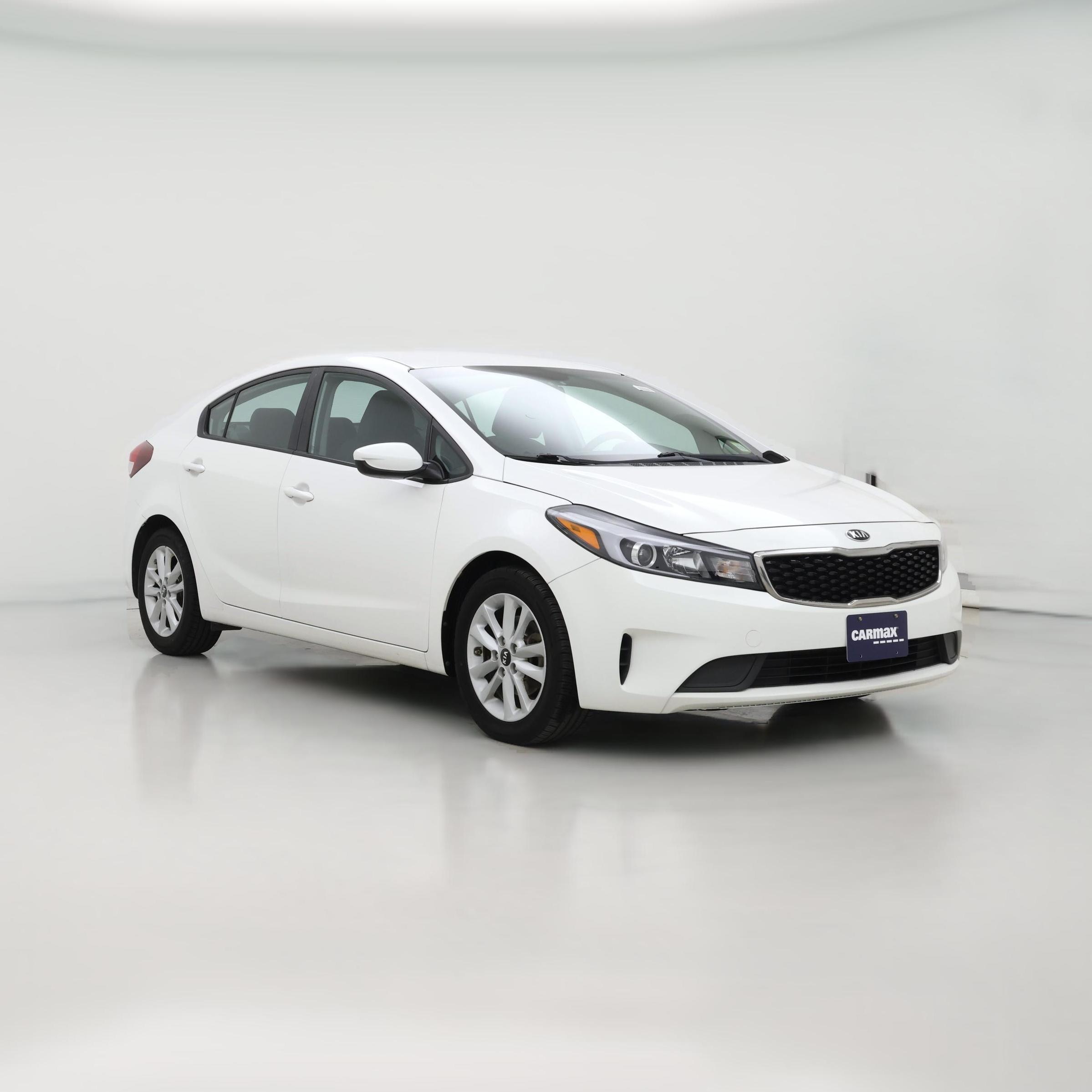 Thumbnail: 2017 Kia Forte - 1
