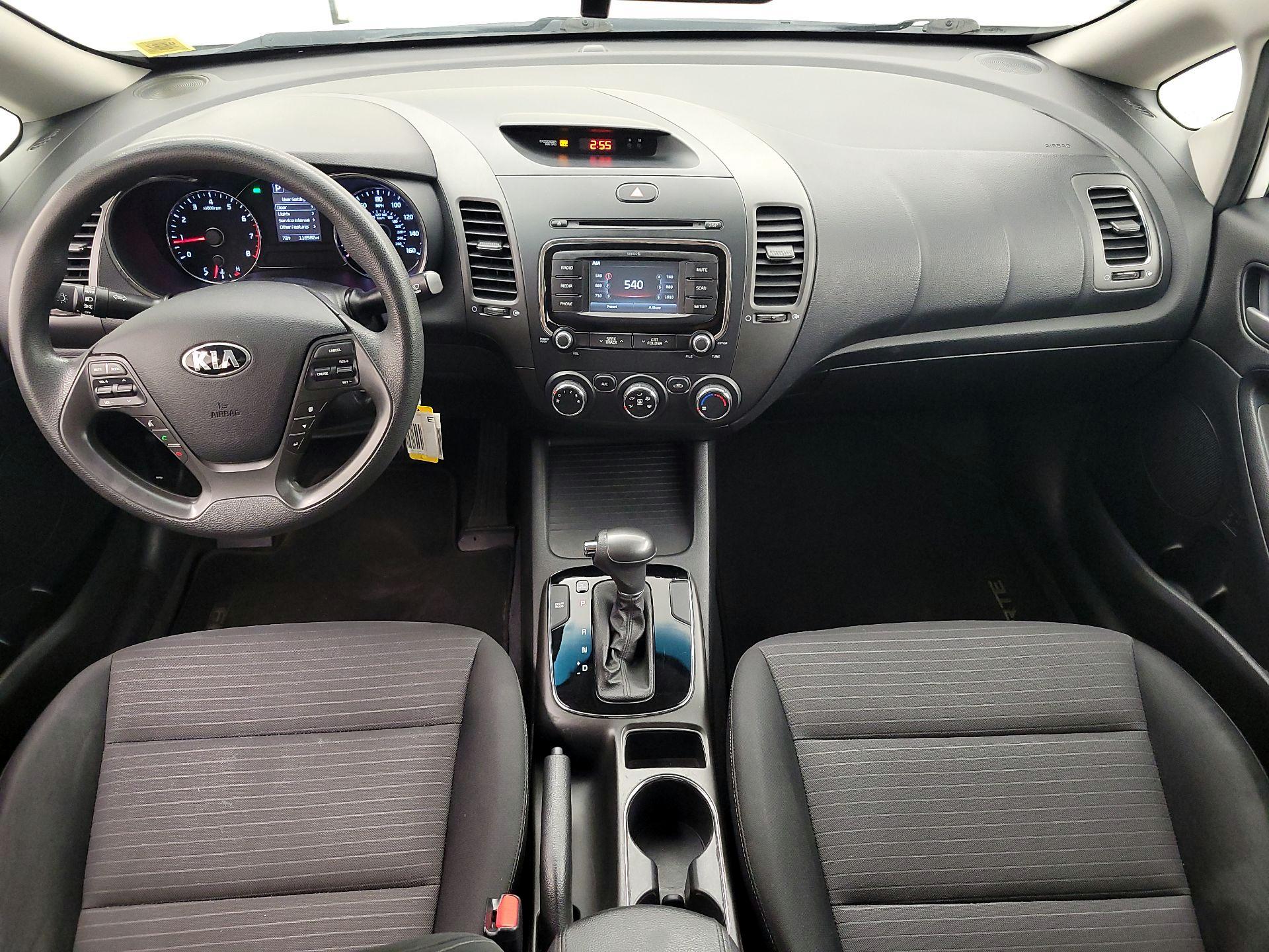 Thumbnail: 2017 Kia Forte - 9