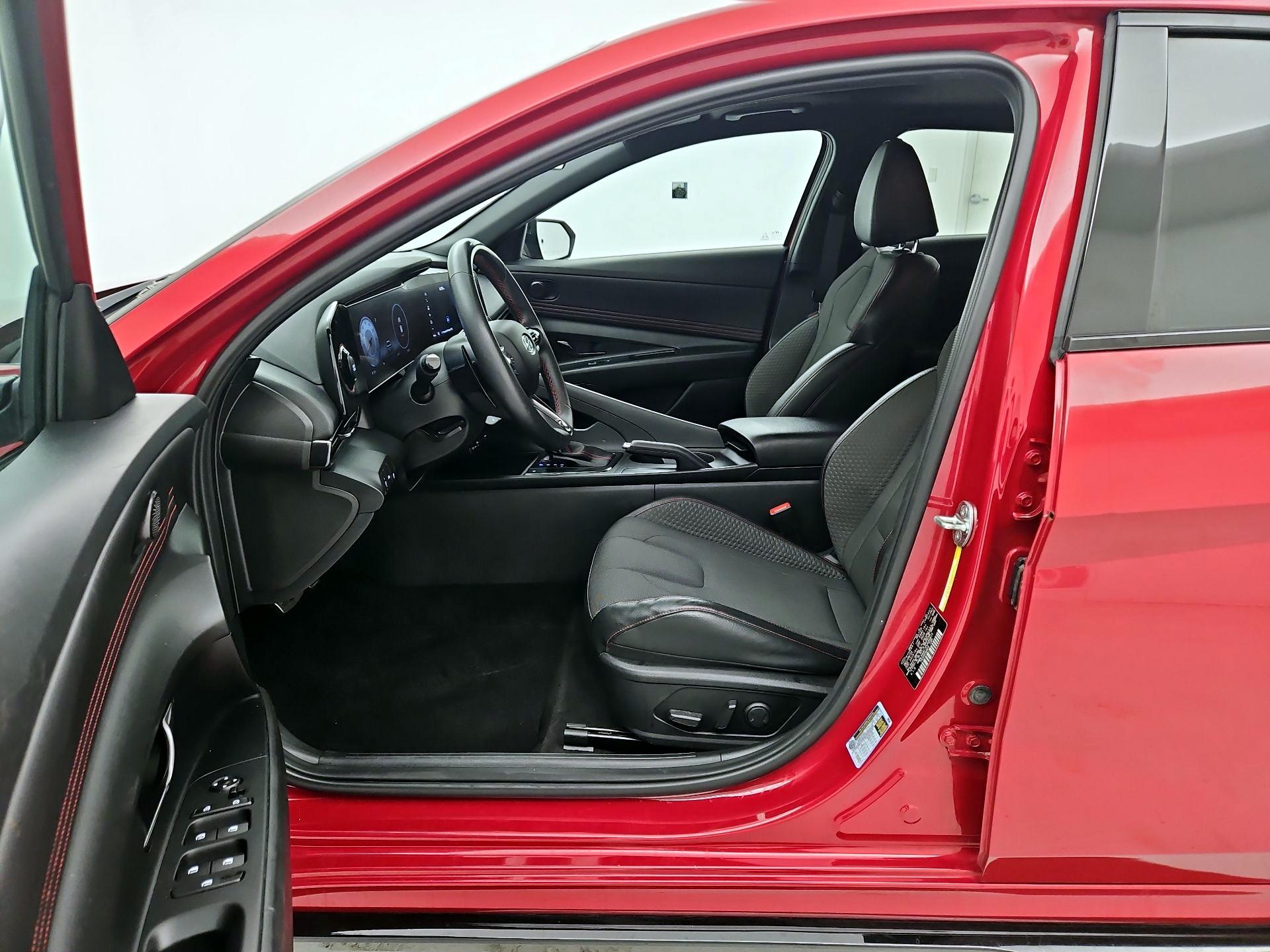 Thumbnail: 2023 Hyundai Elantra - 11