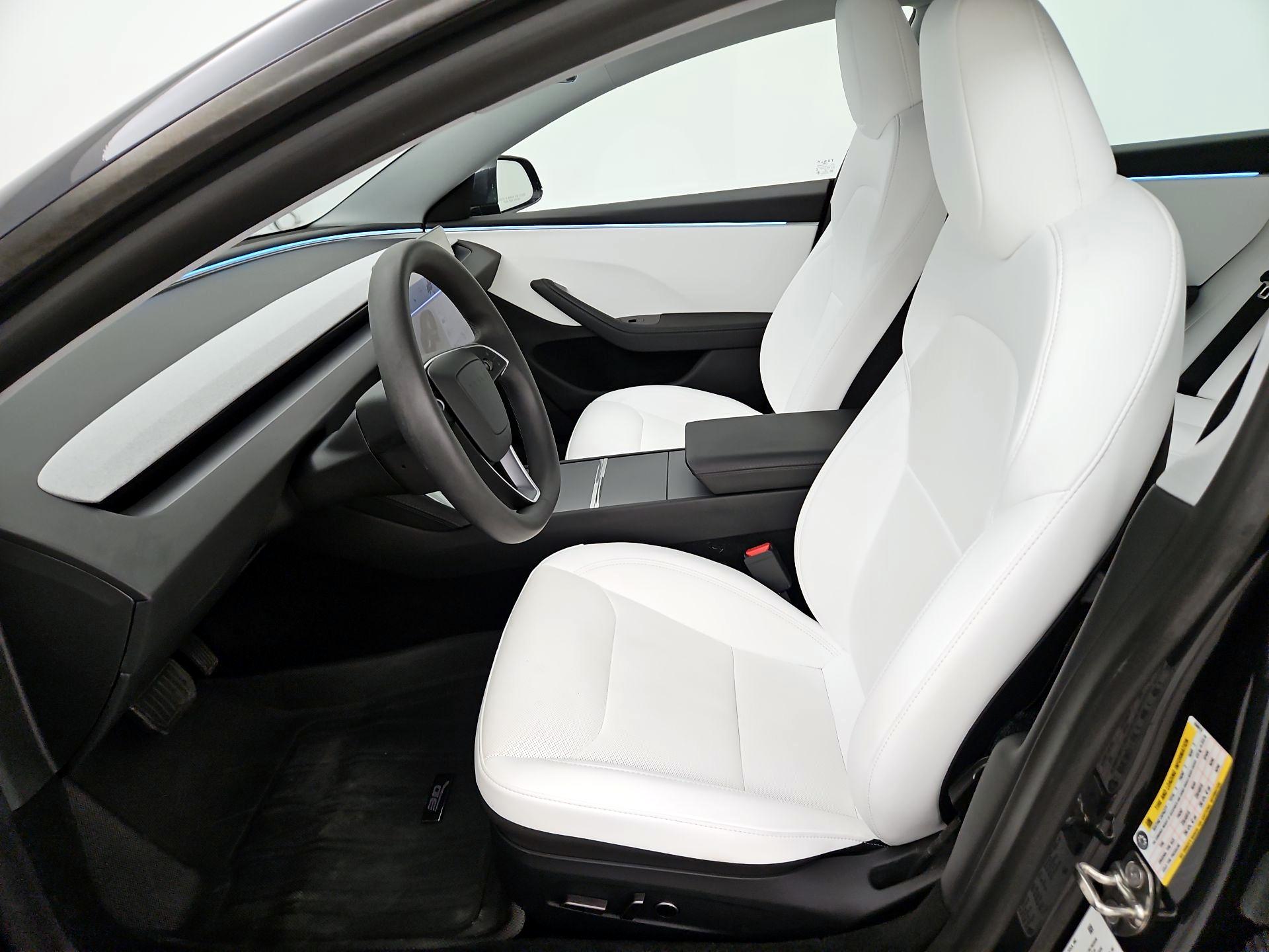 Thumbnail: 2024 Tesla Model 3 - 11