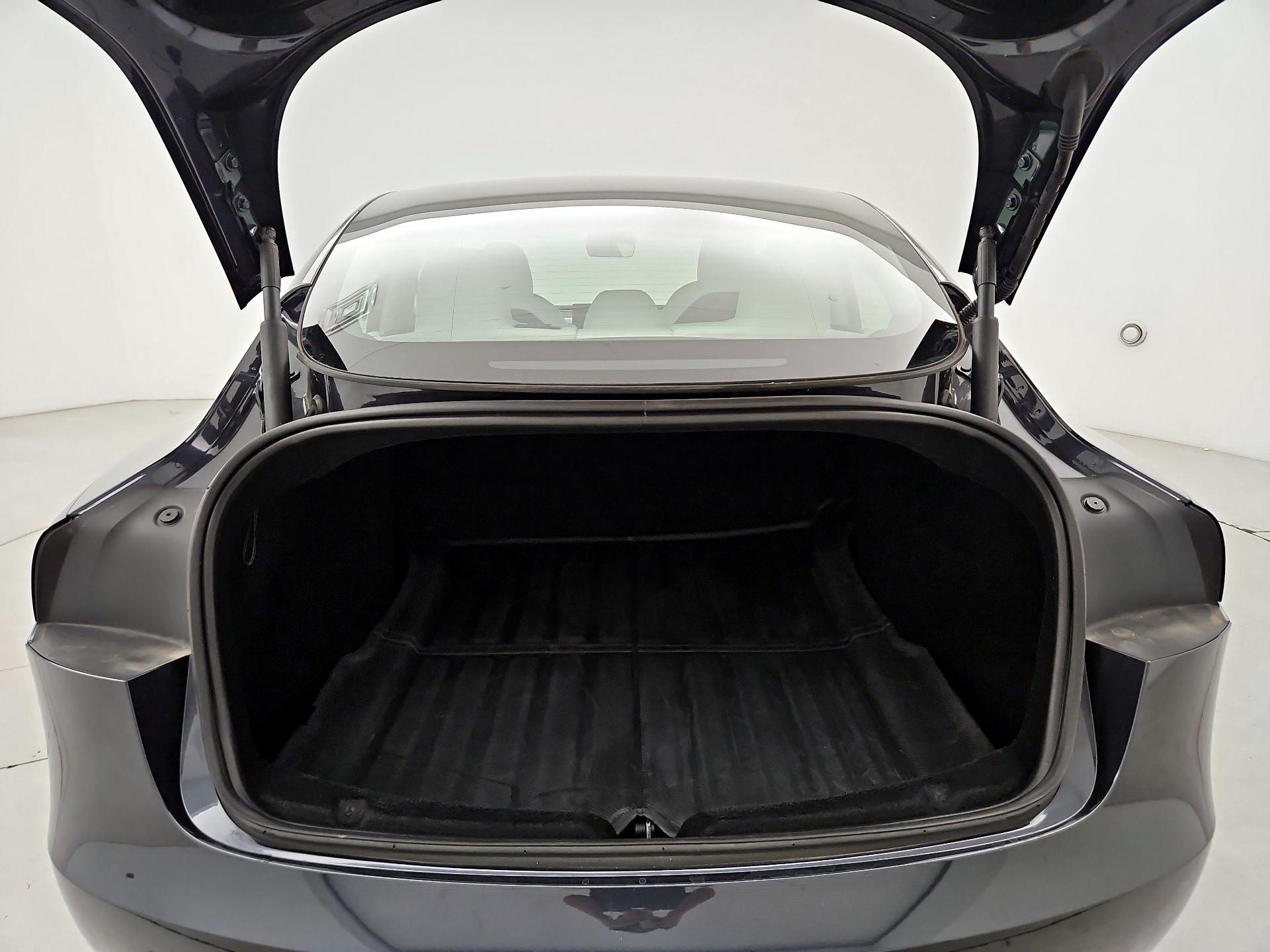 Thumbnail: 2024 Tesla Model 3 - 20