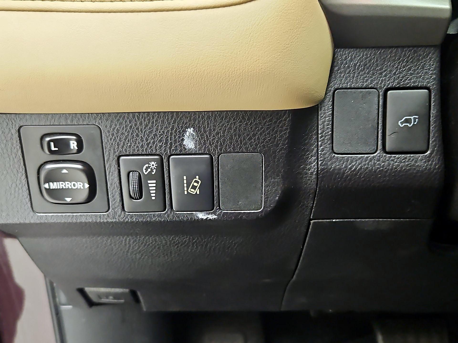 Thumbnail: 2017 Toyota RAV4 - 13