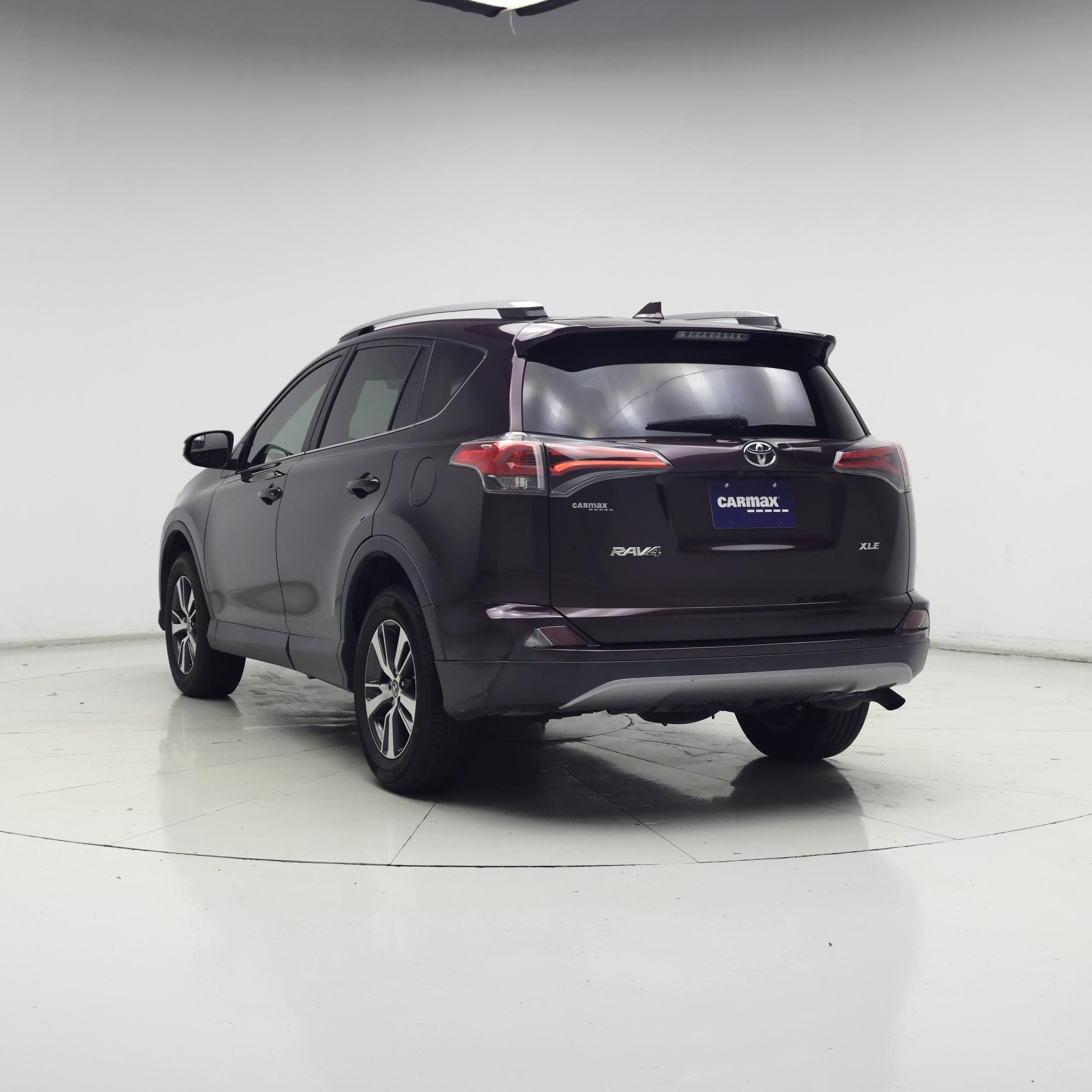 Thumbnail: 2017 Toyota RAV4 - 2