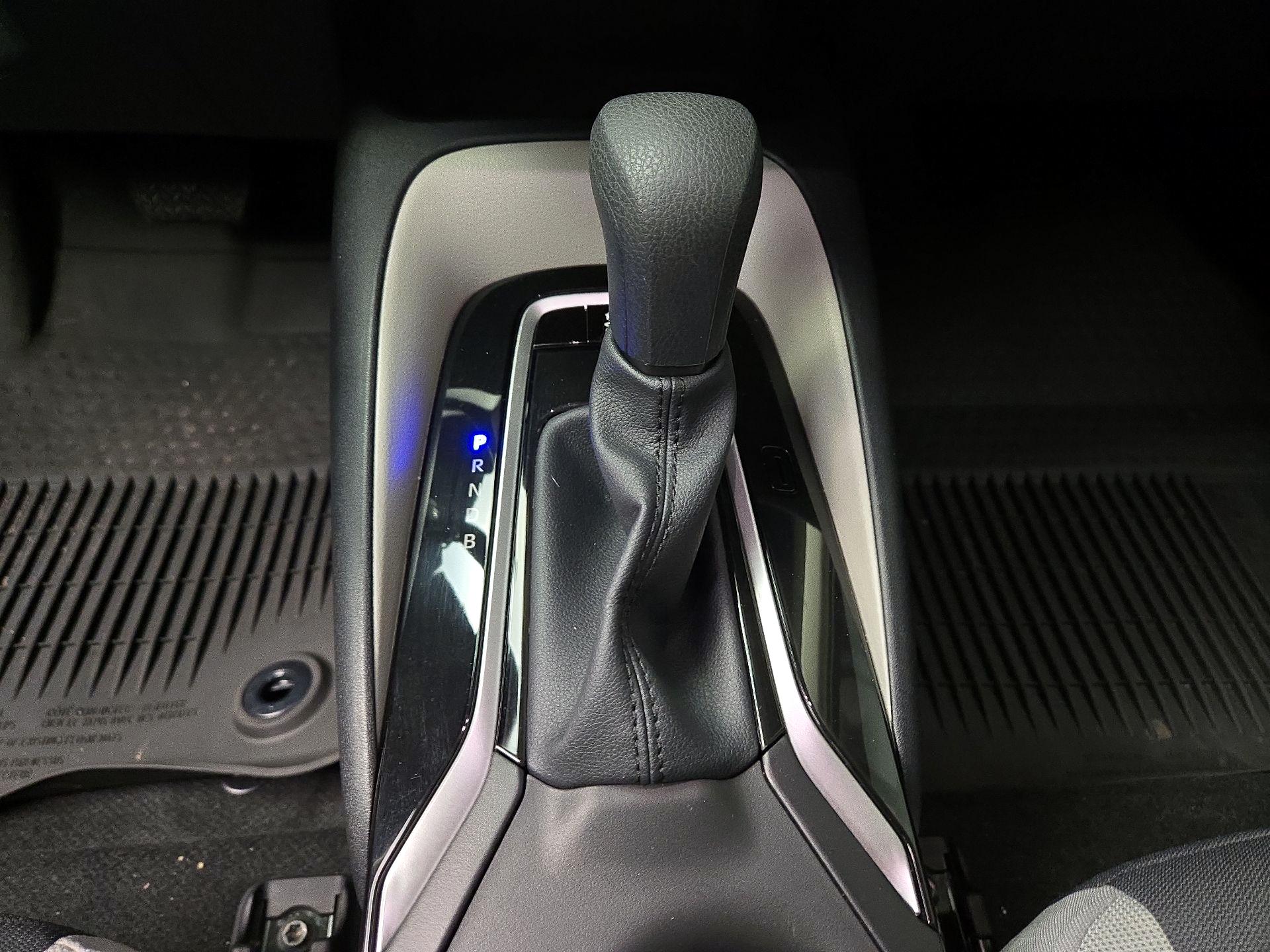 Thumbnail: 2025 Toyota Corolla - 17