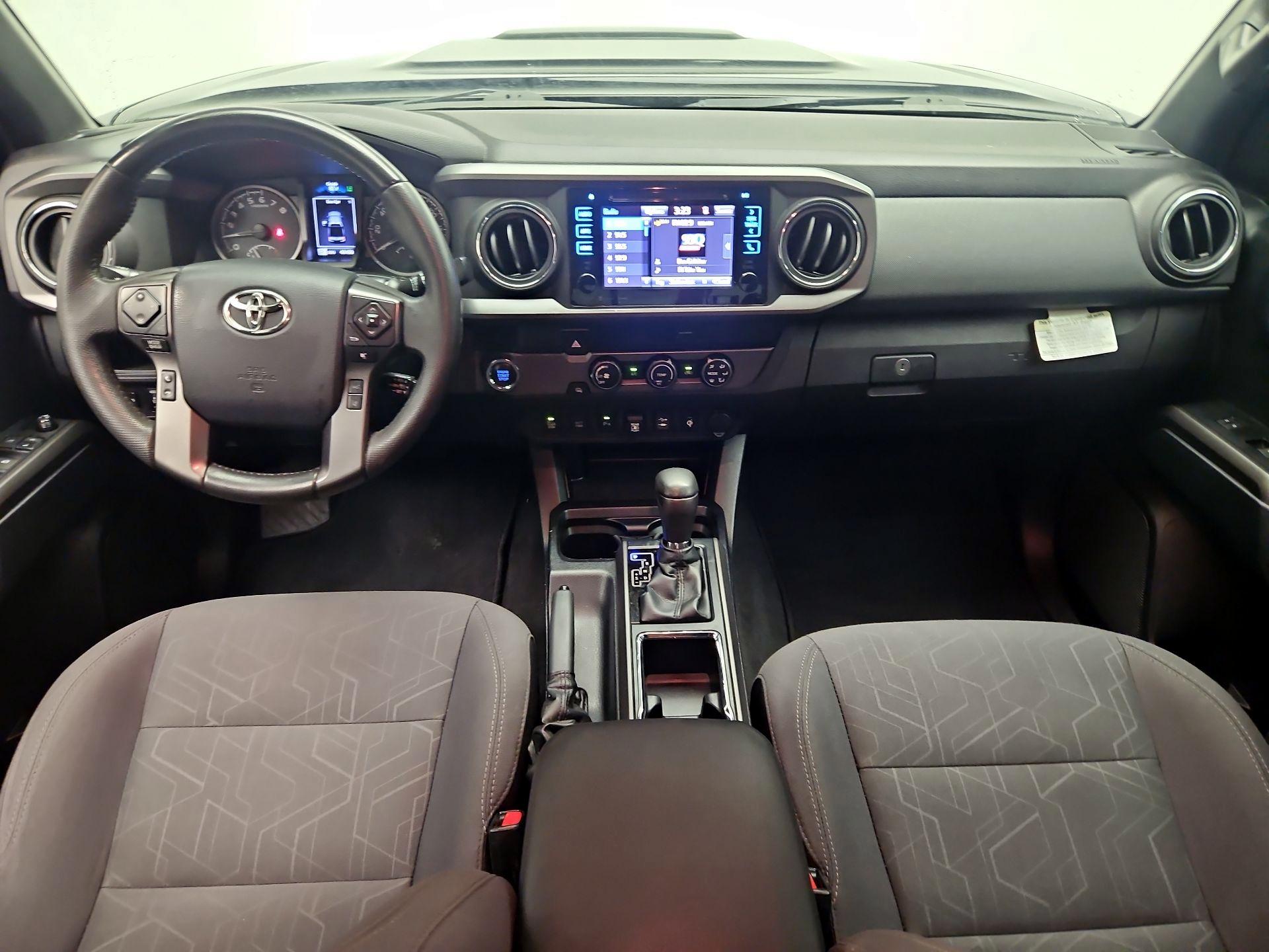 Thumbnail: 2019 Toyota Tacoma - 9